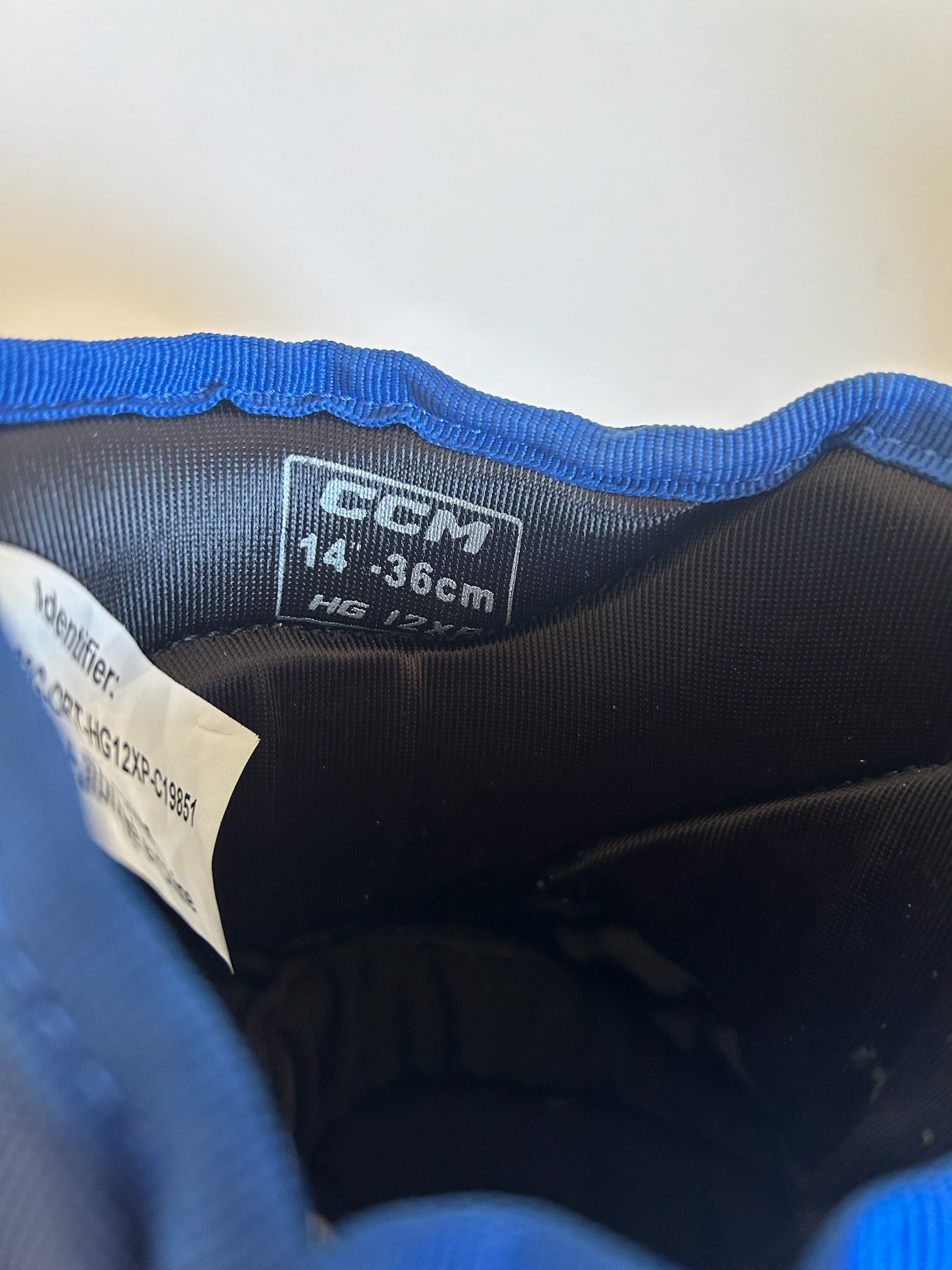 New CCM HG12XP 14" Hockey Gloves - Royal/Orange