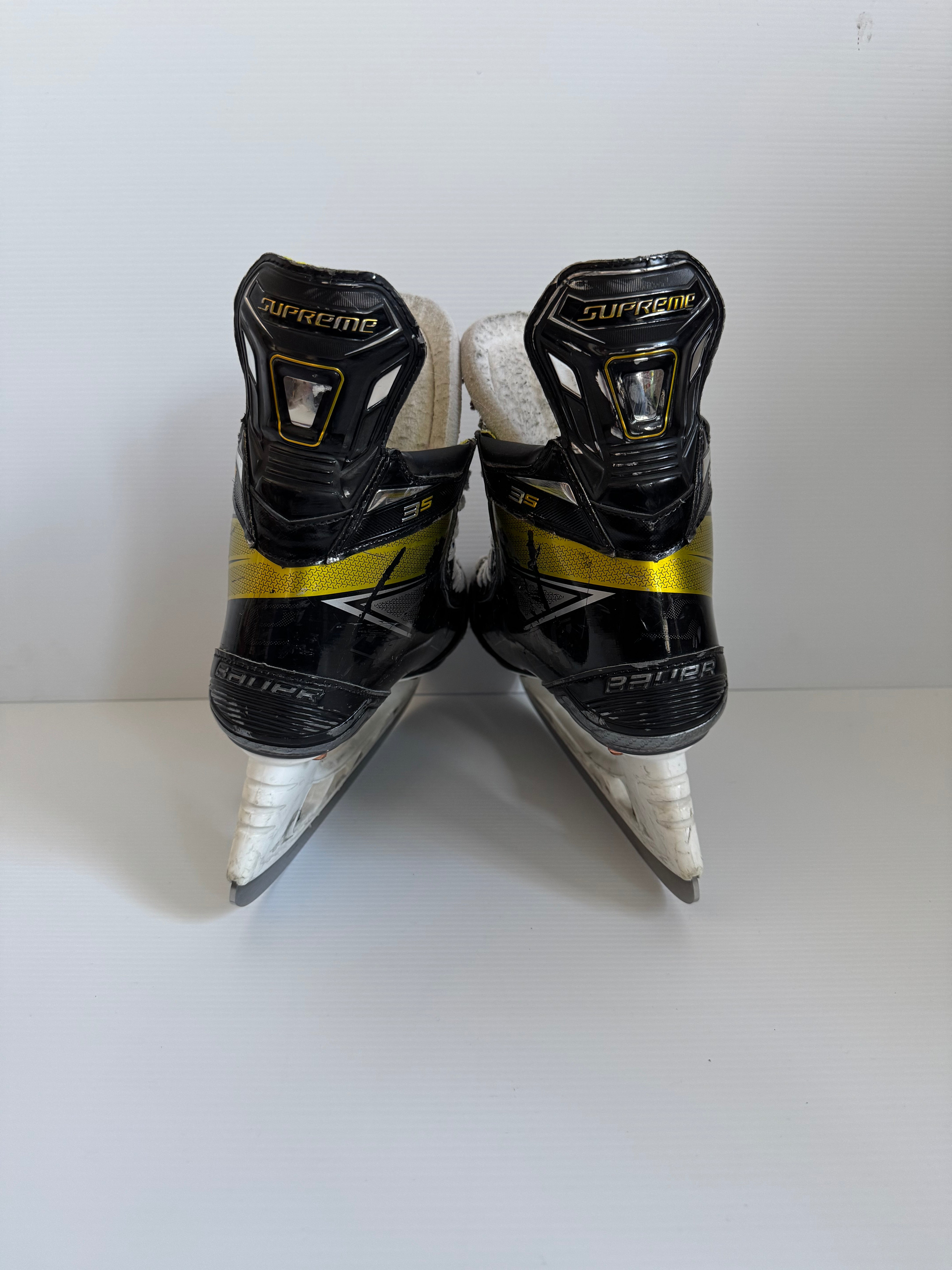 Used Intermediate Bauer Supreme 3S Hockey Skates Size 5 Fit 1