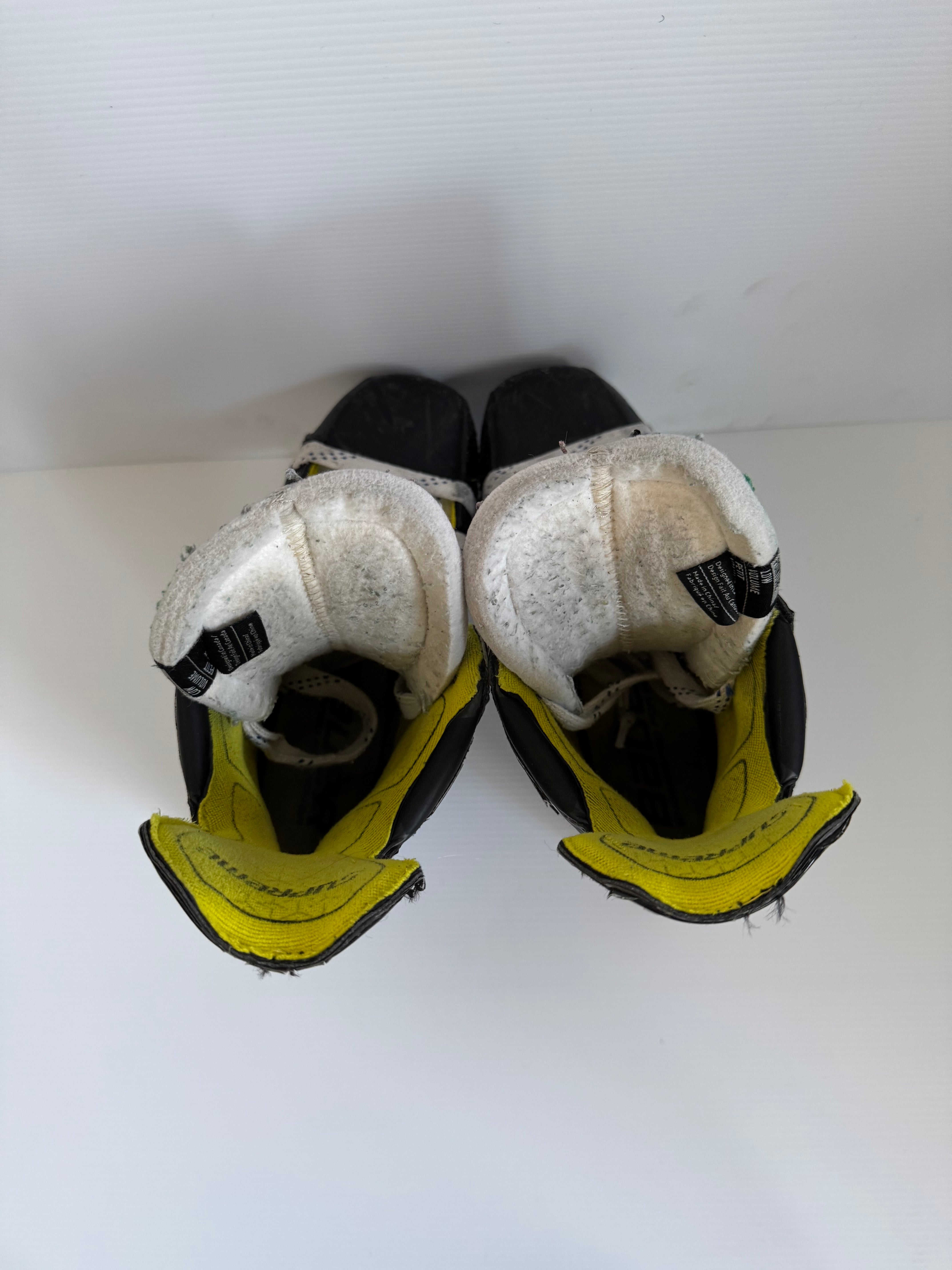 Used Intermediate Bauer Supreme 3S Hockey Skates Size 5 Fit 1