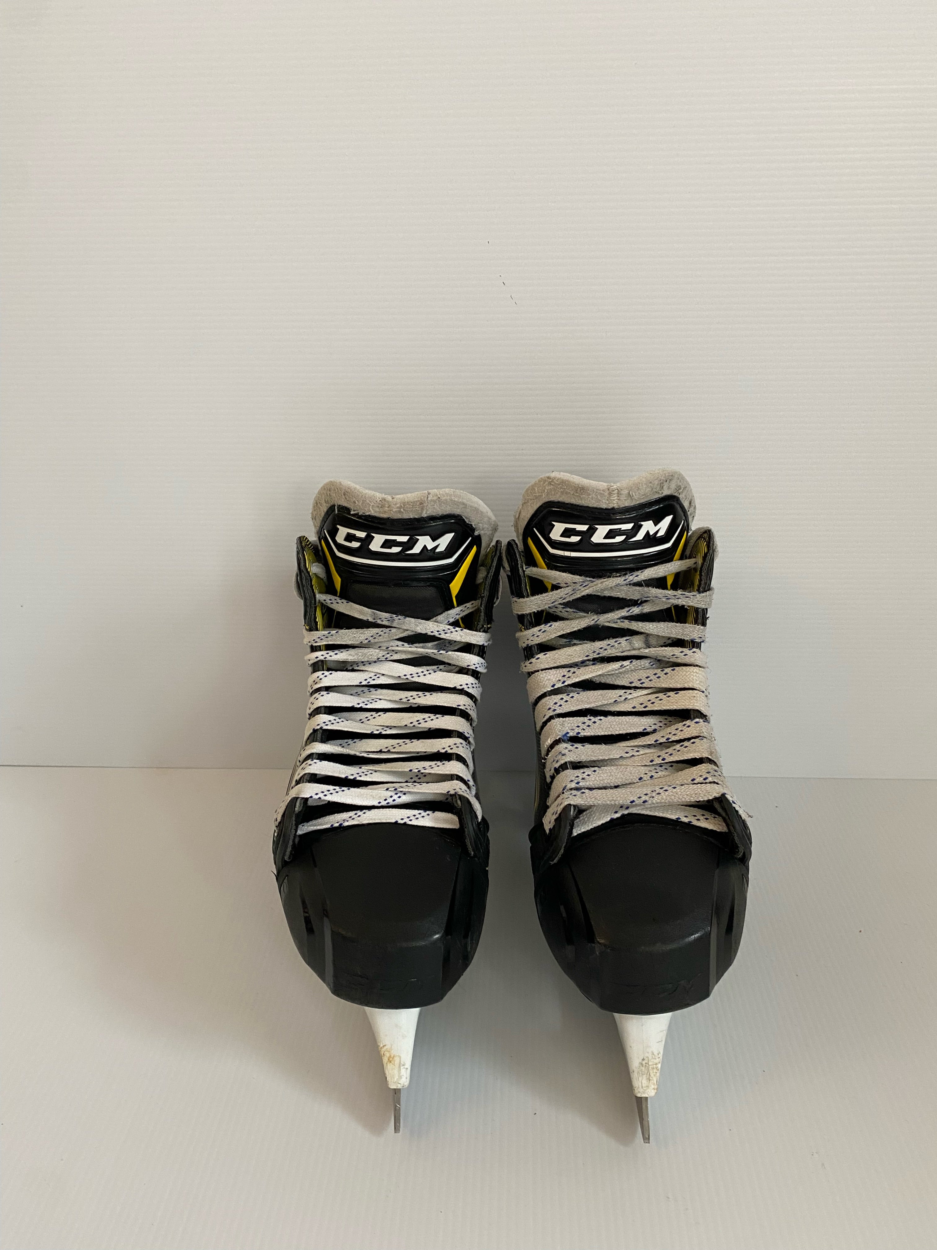 Used CCM Super Tacks 9380 Hockey Goalie Skates Size 8.5 D
