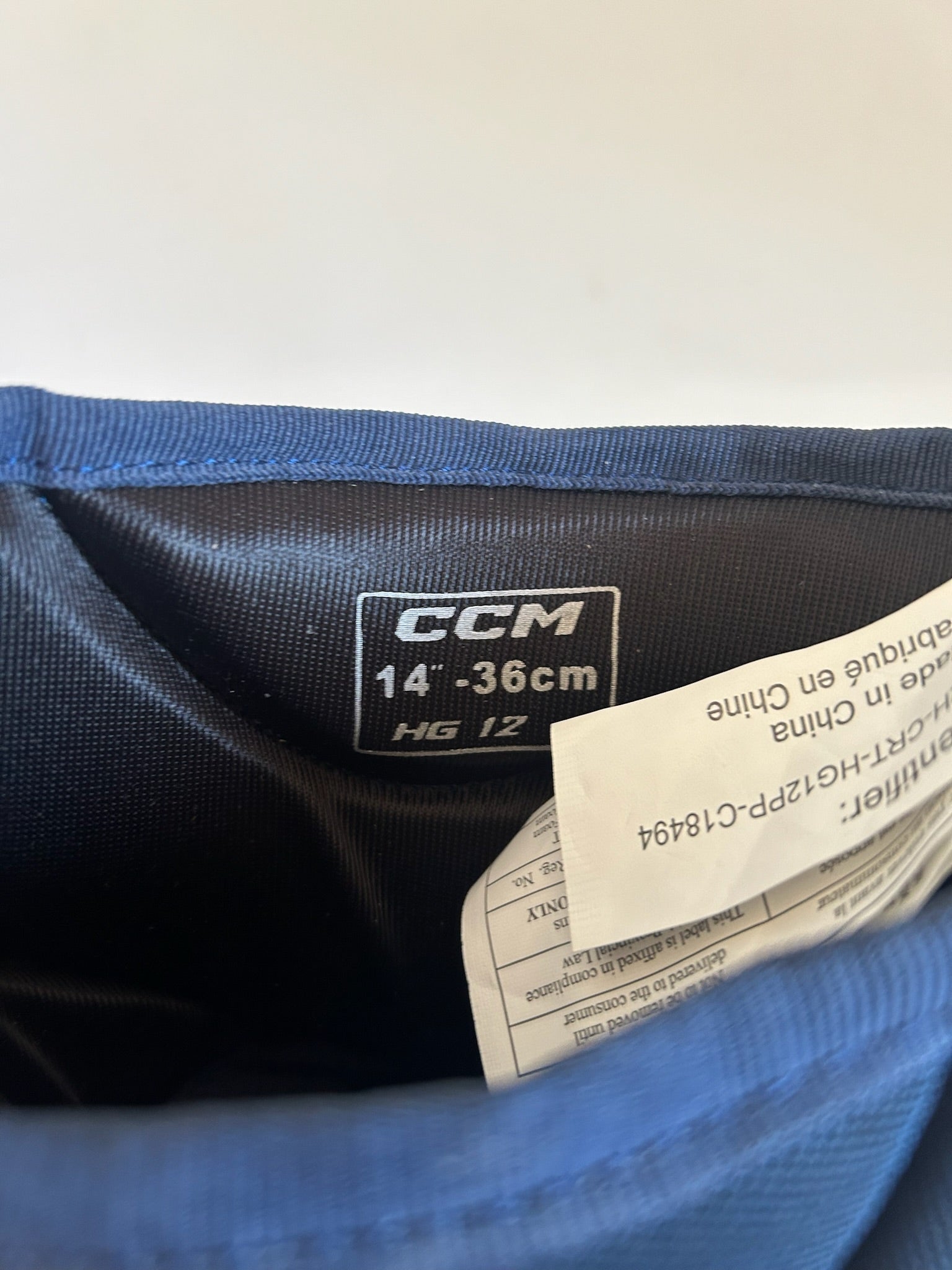 New CCM HG12SP 14" Hockey Pro Stock Gloves - Navy/Gold