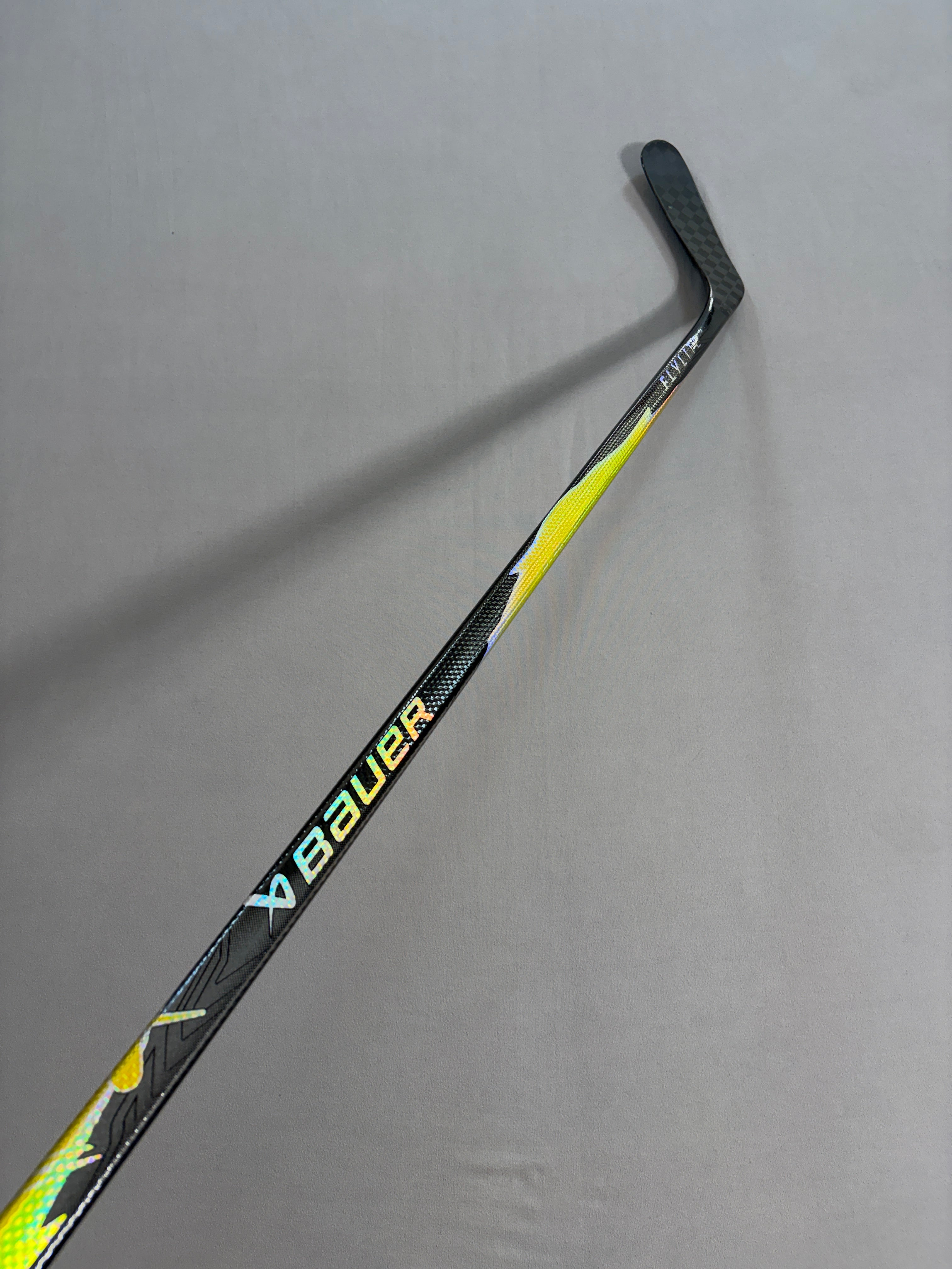 New 82 Flex P90TM Senior Bauer Vapor League (Flylite dress) Left Hand Pro Stock Hockey Stick - Gold
