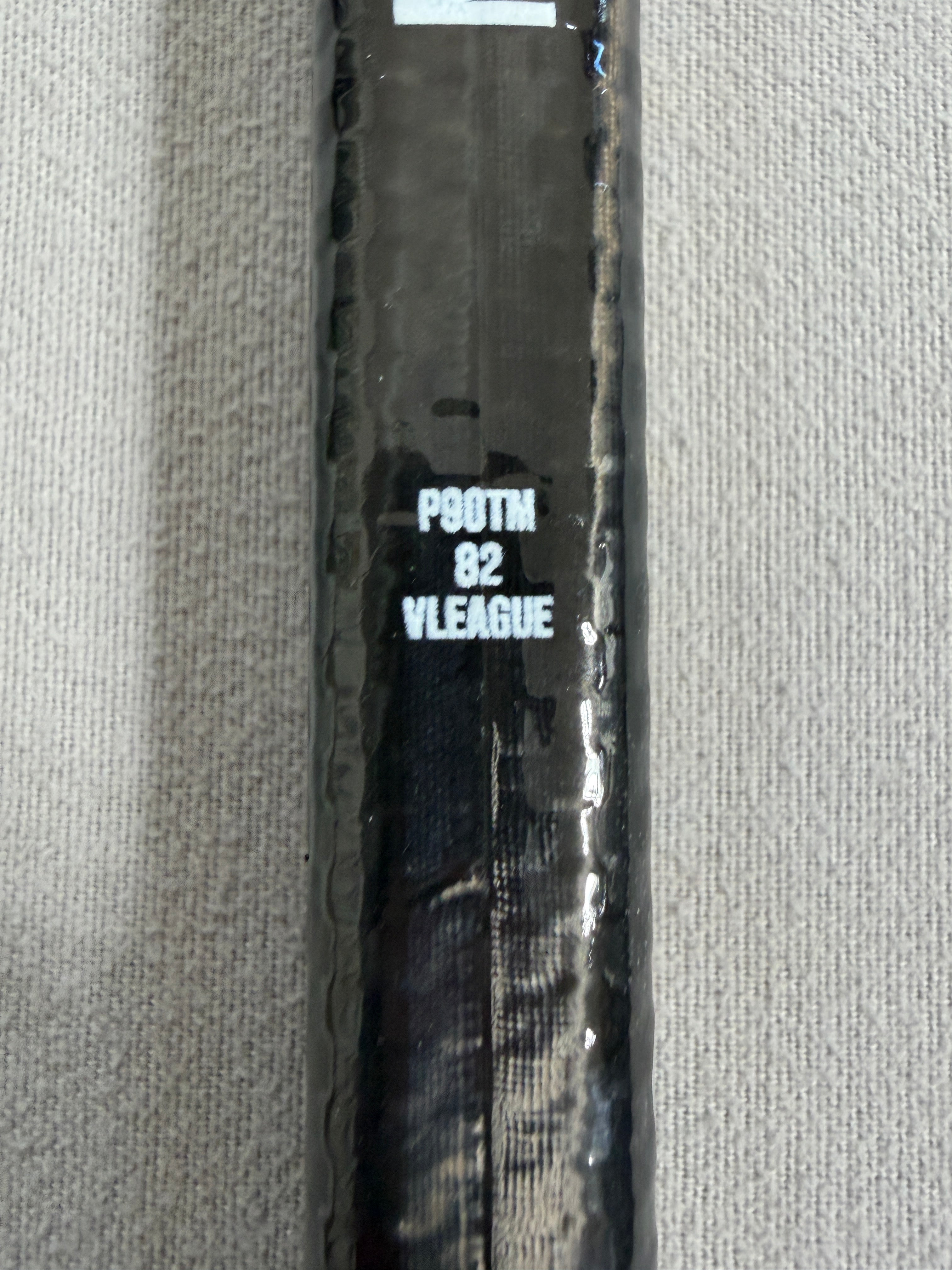 New 82 Flex P90TM Senior Bauer Vapor League (Flylite dress) Left Hand Pro Stock Hockey Stick - Gold