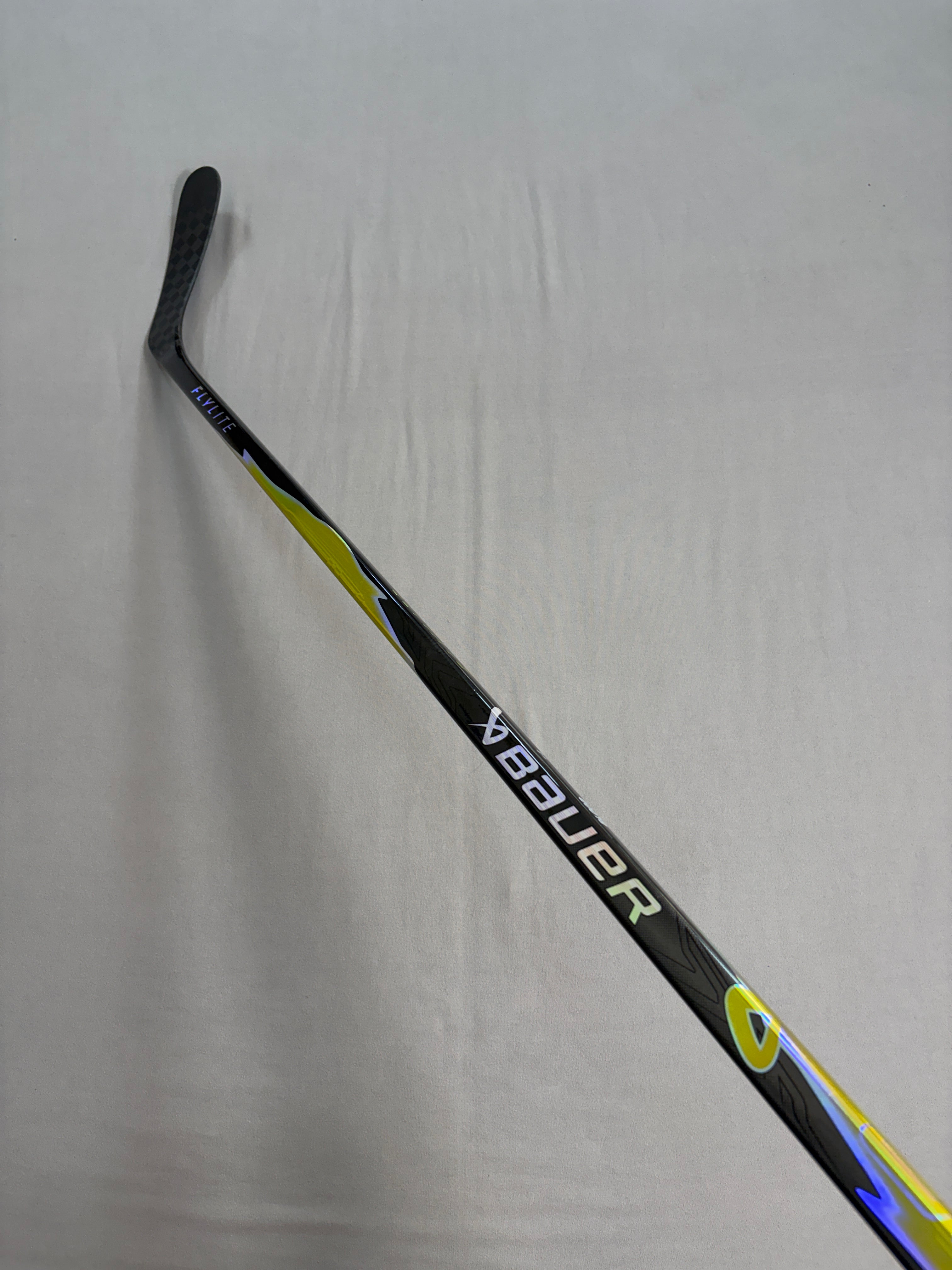 New 77 Flex P92 Senior Bauer Vapor League (Flylite dress) Right Hand Hockey Stick - Gold (Copy)