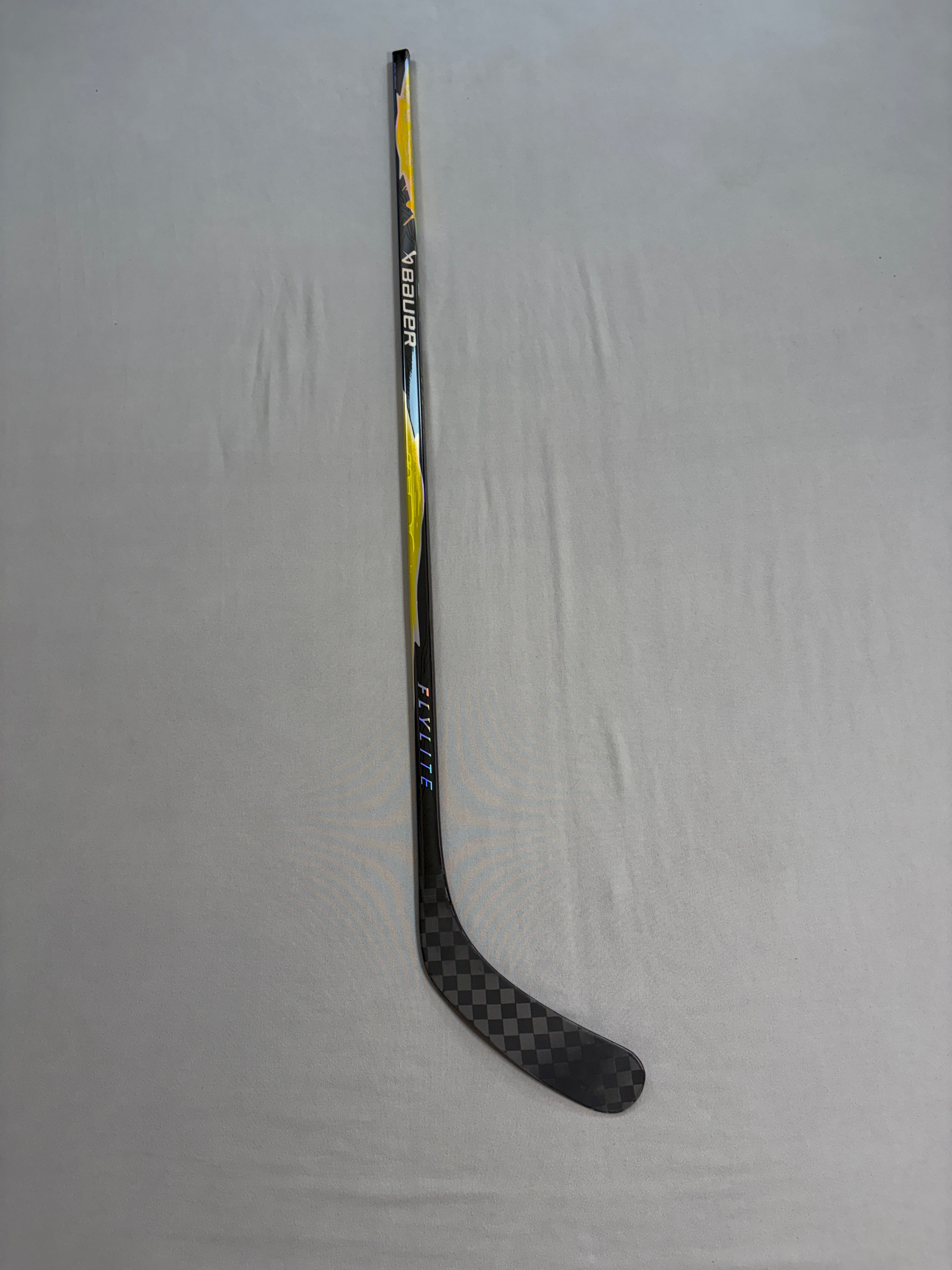 New 77 Flex P92 Senior Bauer Vapor League (Flylite dress) Right Hand Hockey Stick - Gold (Copy)