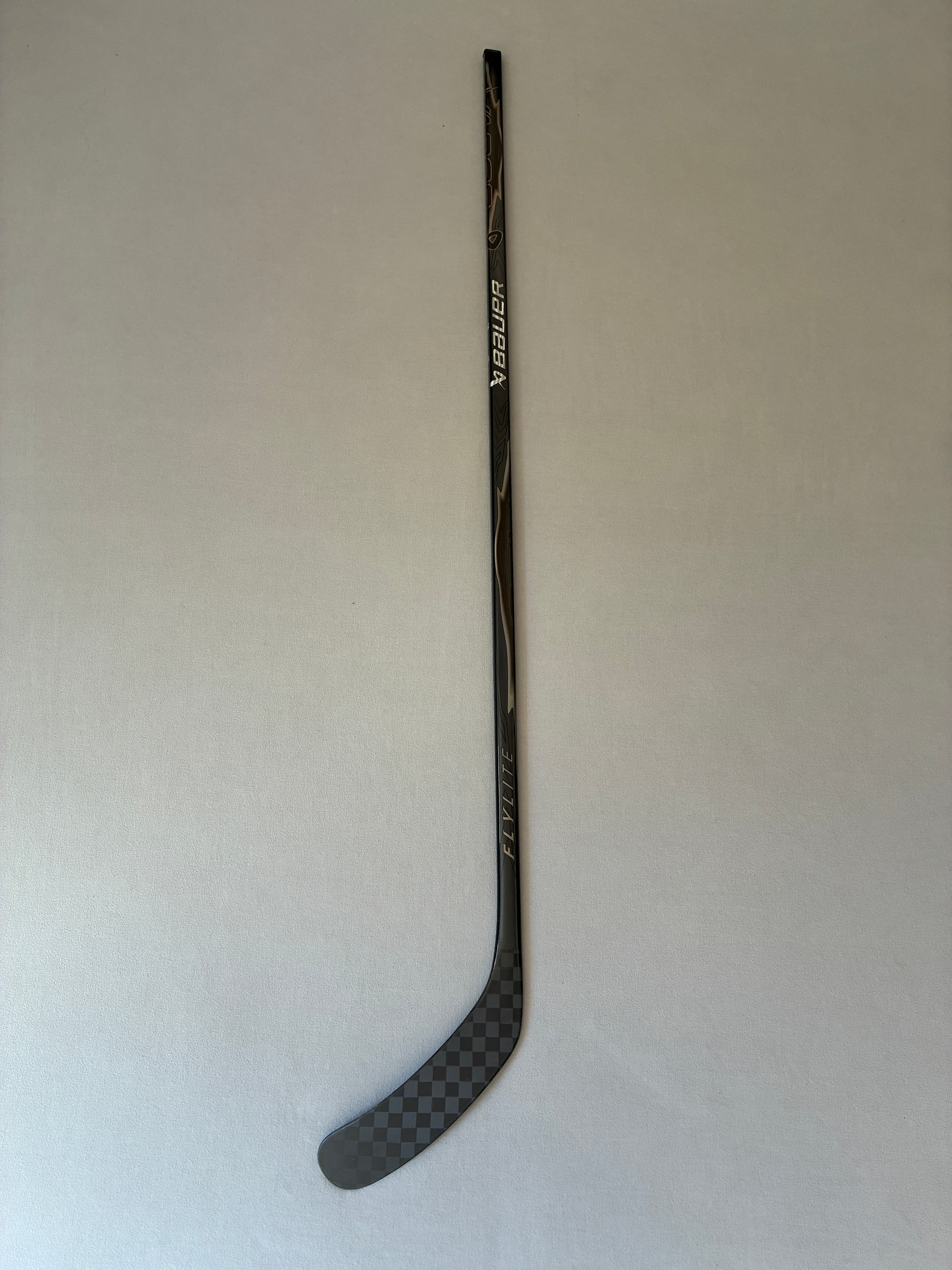 New 87 Flex P92M Senior Bauer Vapor League (Flylite dress) Left Hand Pro Stock Hockey Stick - Black