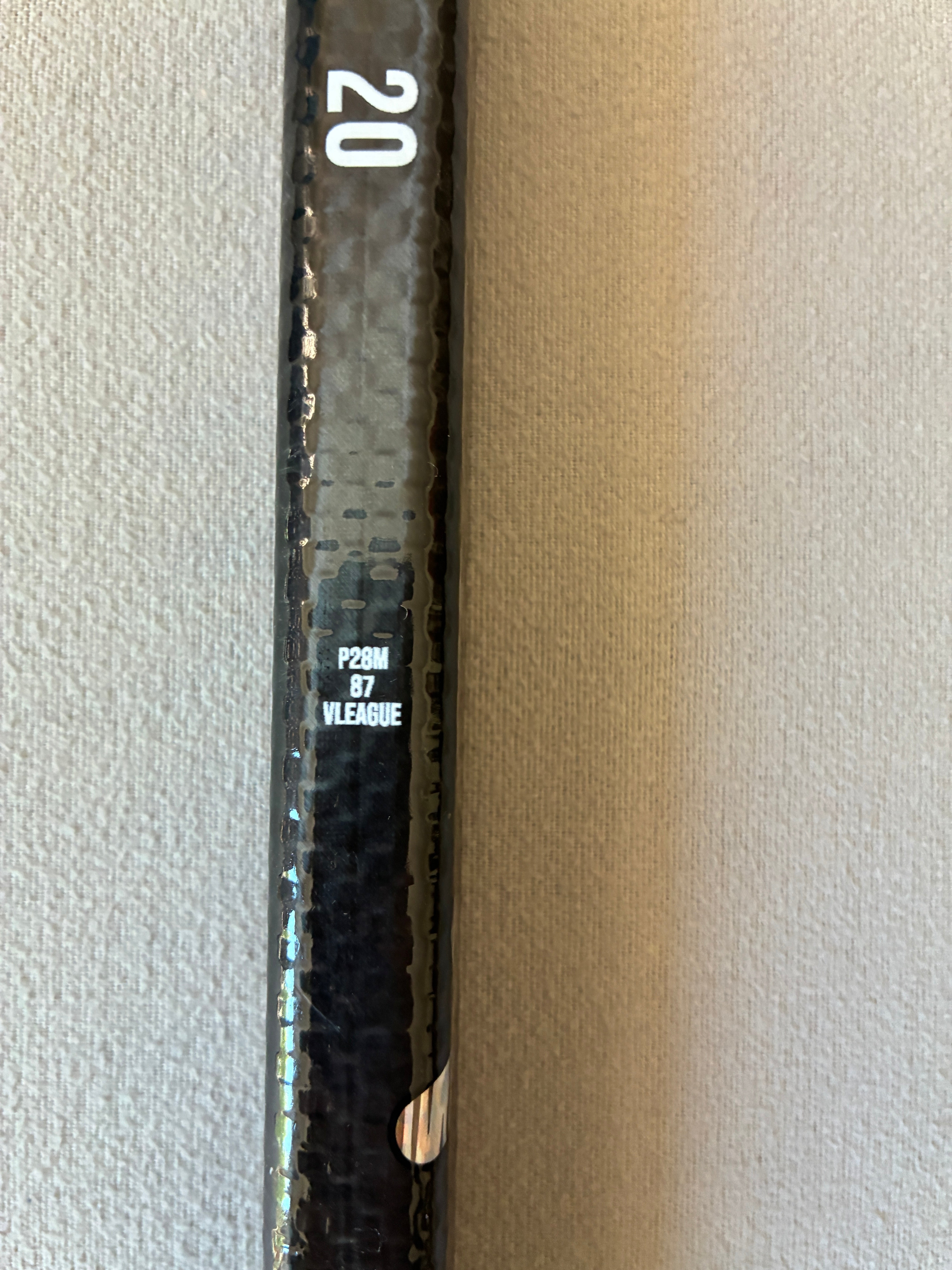 New 87 Flex P28M Senior Bauer Vapor League (Flylite dress) Right Hand Pro Stock Hockey Stick - Black