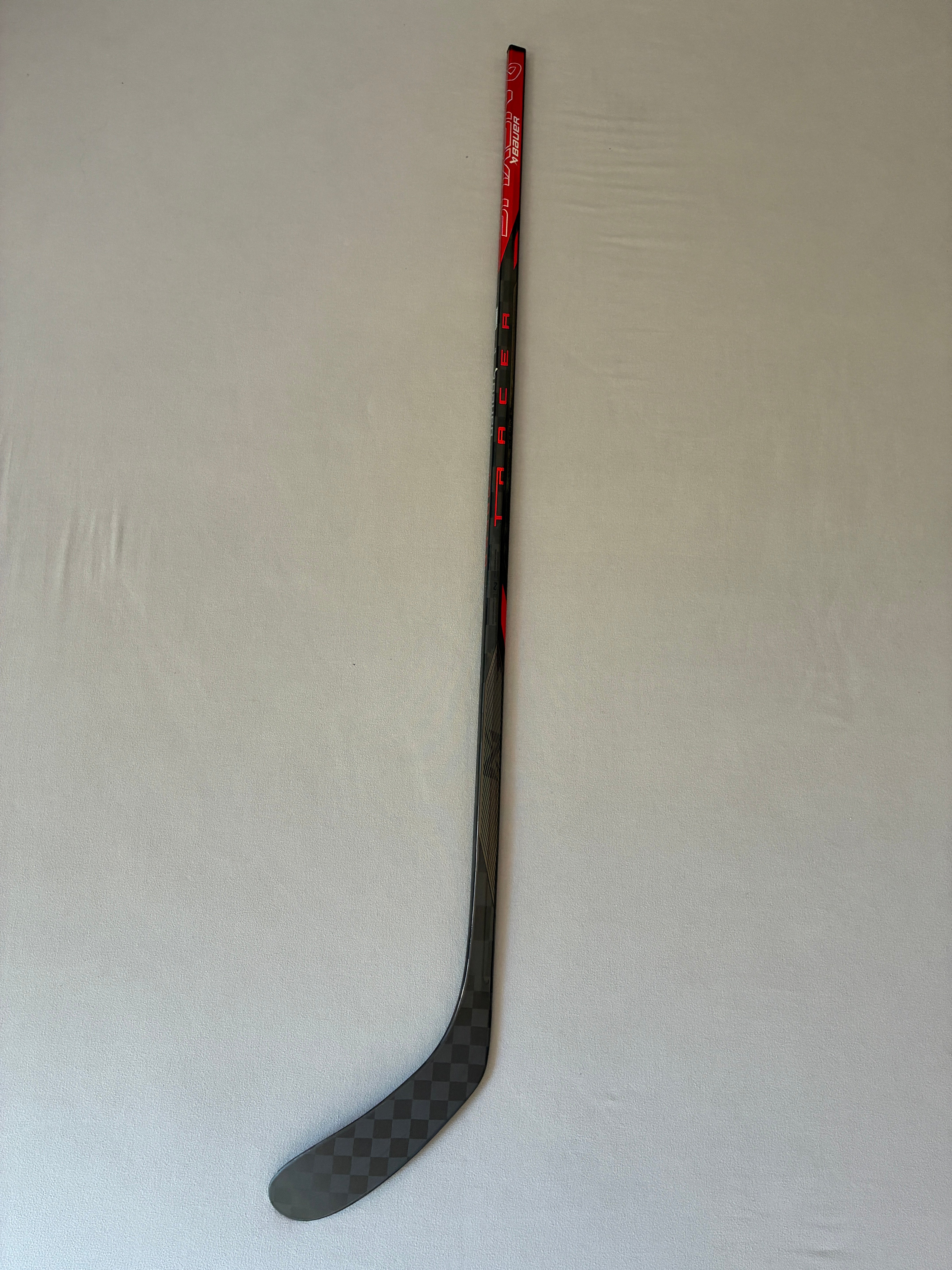 New 77 Flex P28 Senior Bauer Tracer Left Hand Pro Stock Hockey Stick - Red