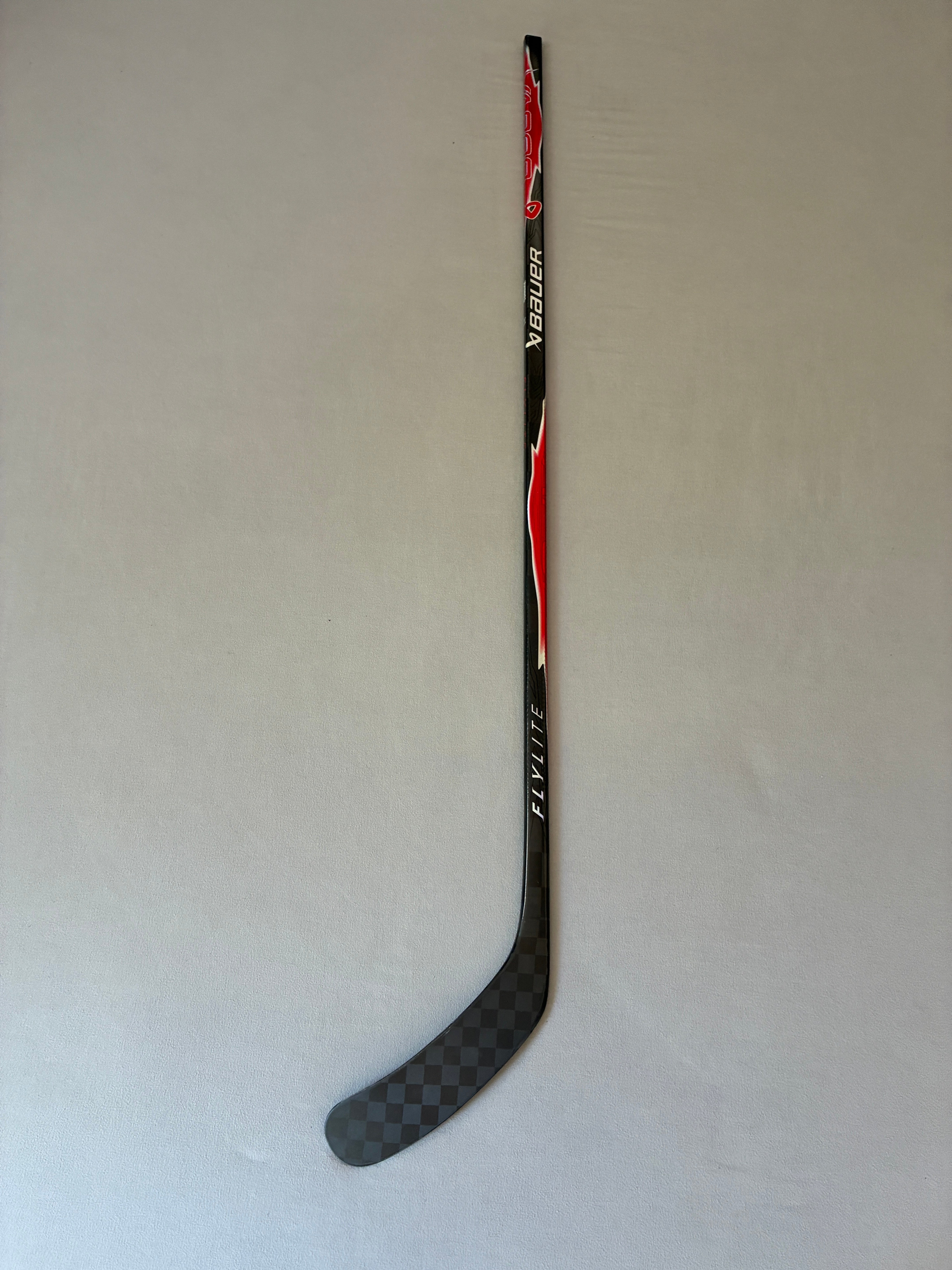 New 77 Flex P90TM Senior Bauer Flylite Left Hand Pro Stock Hockey Stick - Red