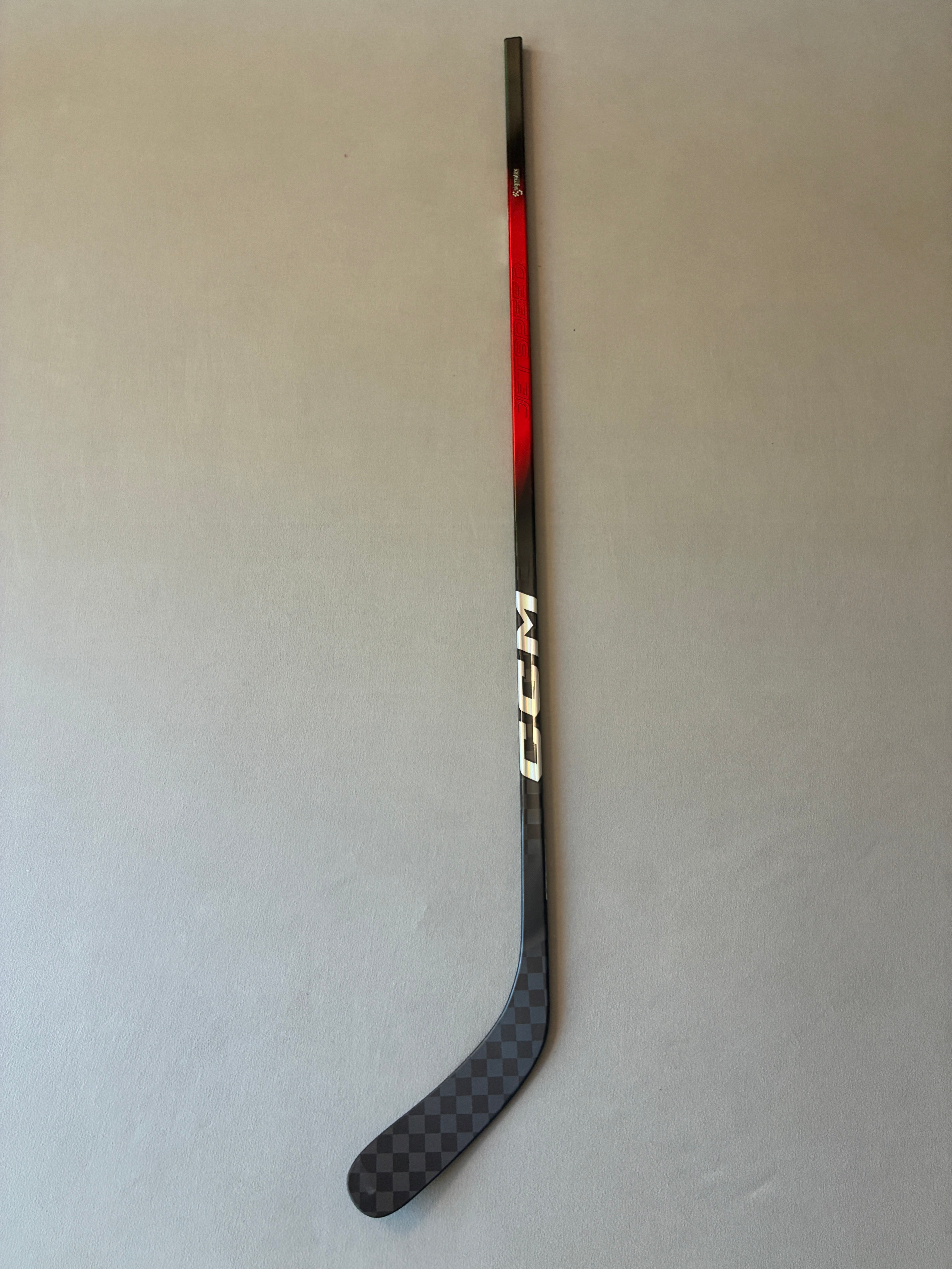 New 85 Flex P88 Senior CCM Ribcor Team (Jetspeed dress) Right Hand Pro Stock Hockey Stick - Red