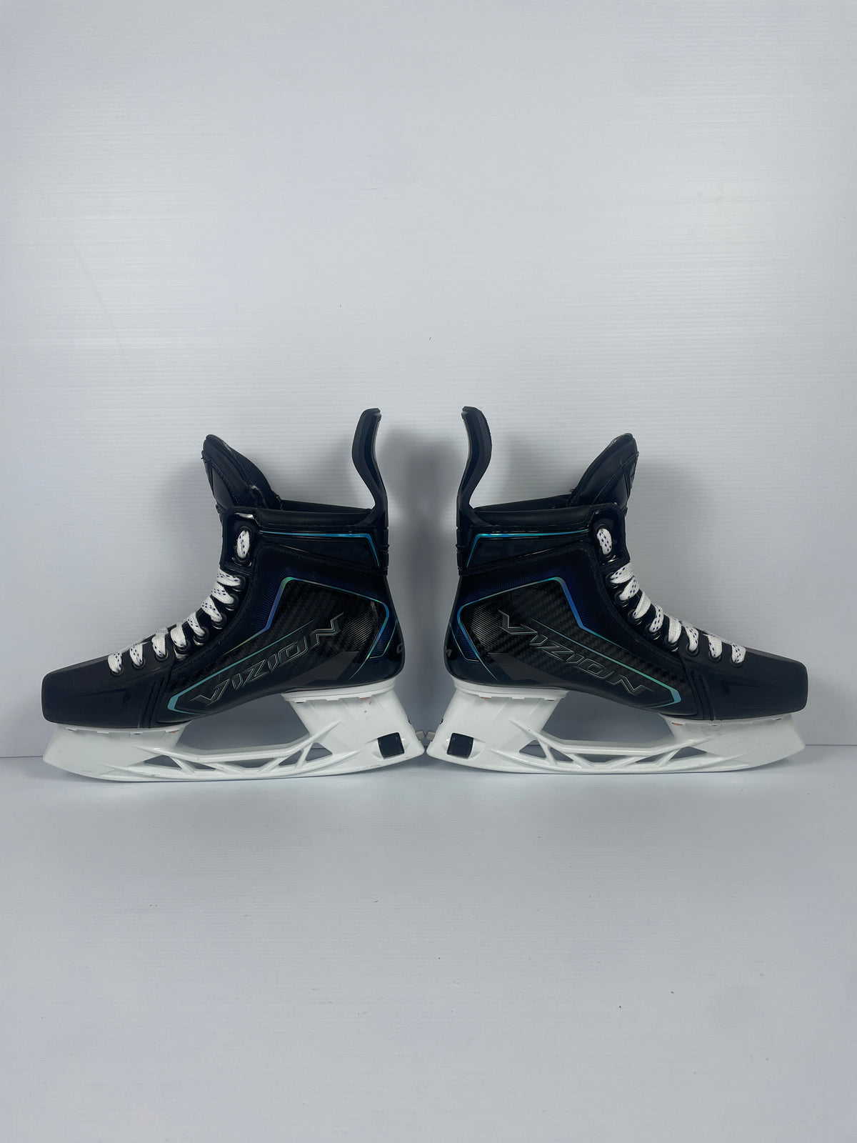 Like New Size 8.5 Regular Senior CCM Vizion Hockey Skates