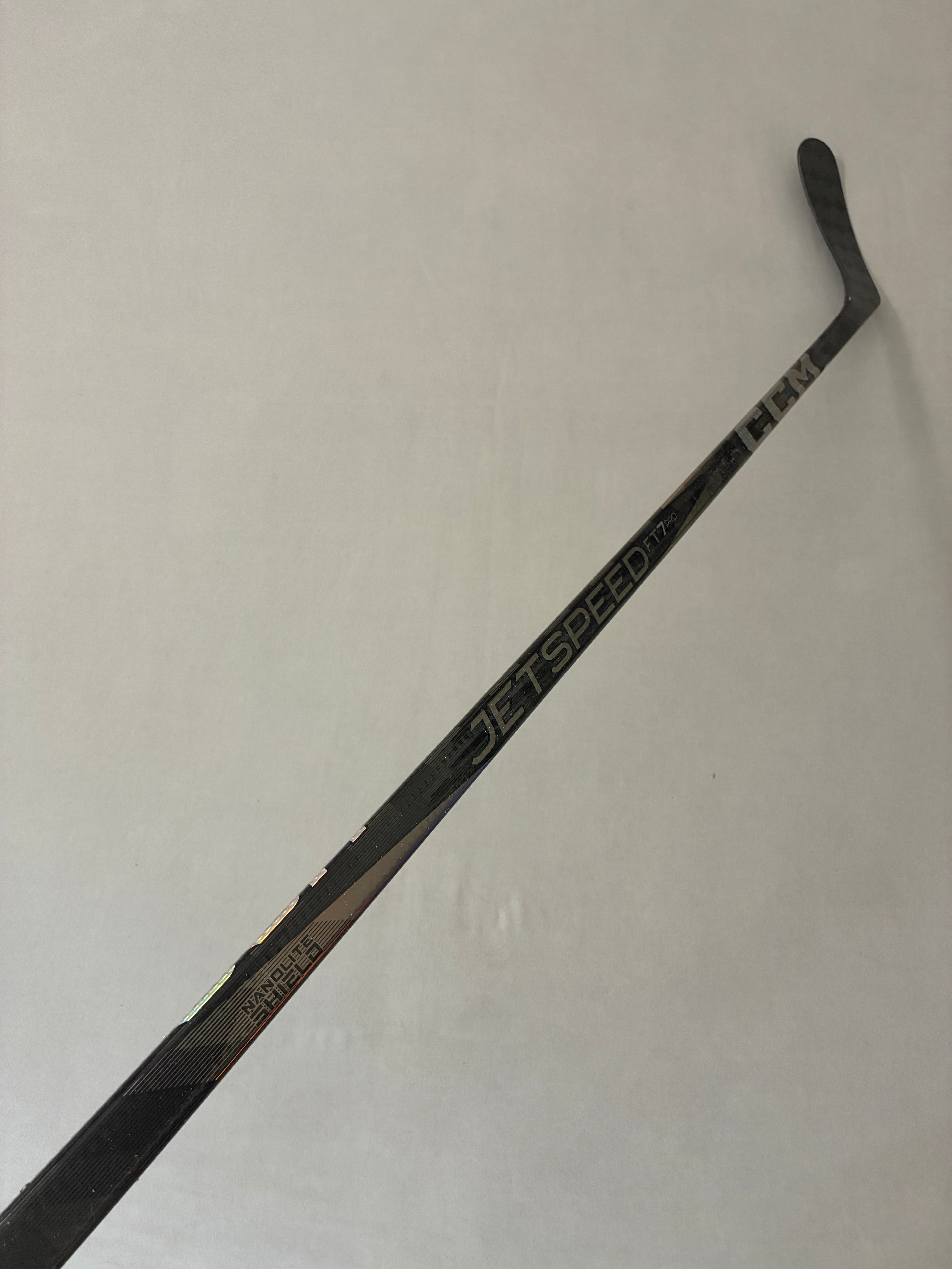 New 70 Flex P86 Senior CCM Ribcor Trigger 8 Pro (FT7 Pro dress) Left Hand Hockey Stick - Chrome