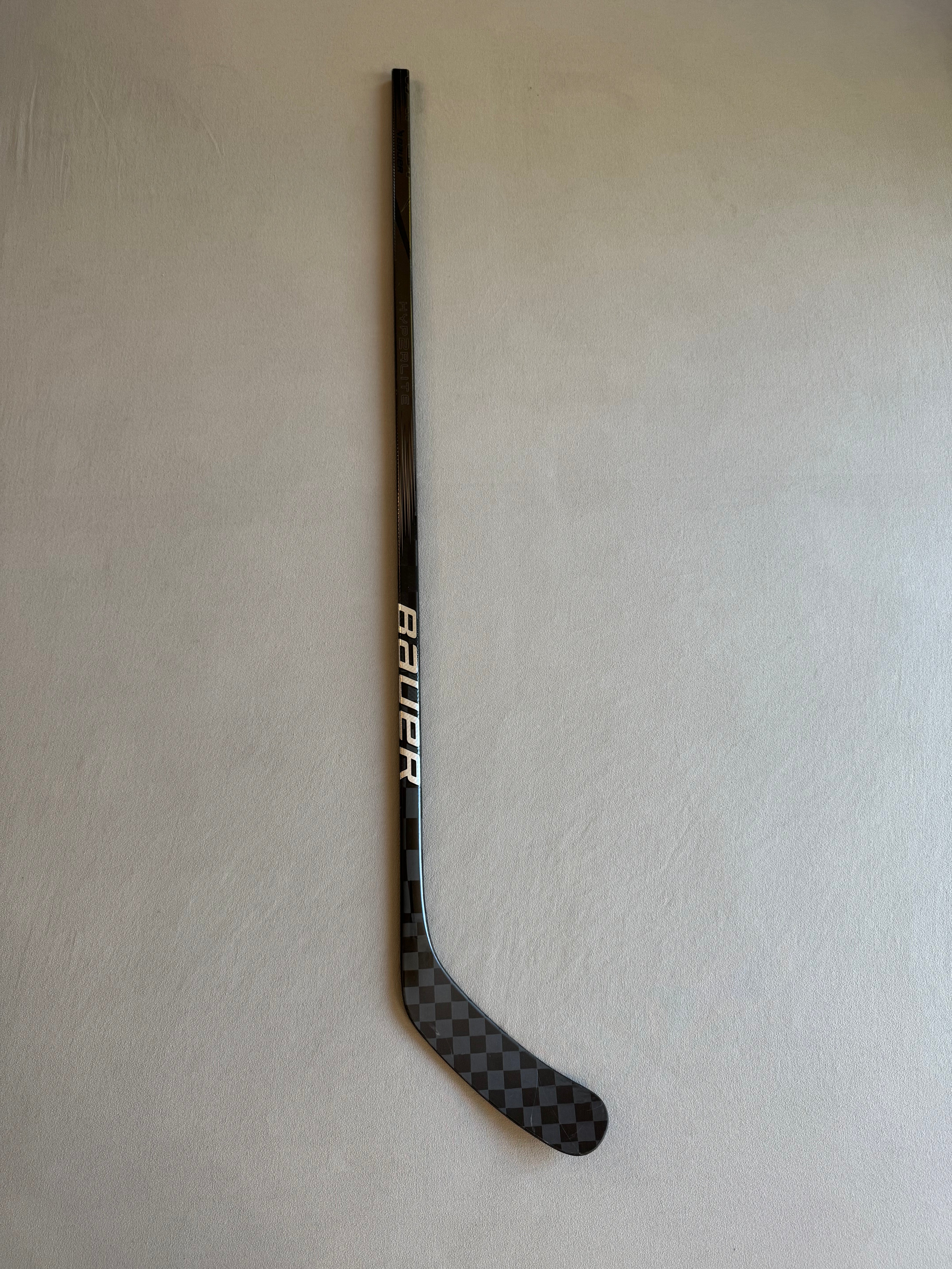 Like New Black Bauer Vapor Hyperlite 2 Left Hand 87 Flex P92M Pro Stock Stick