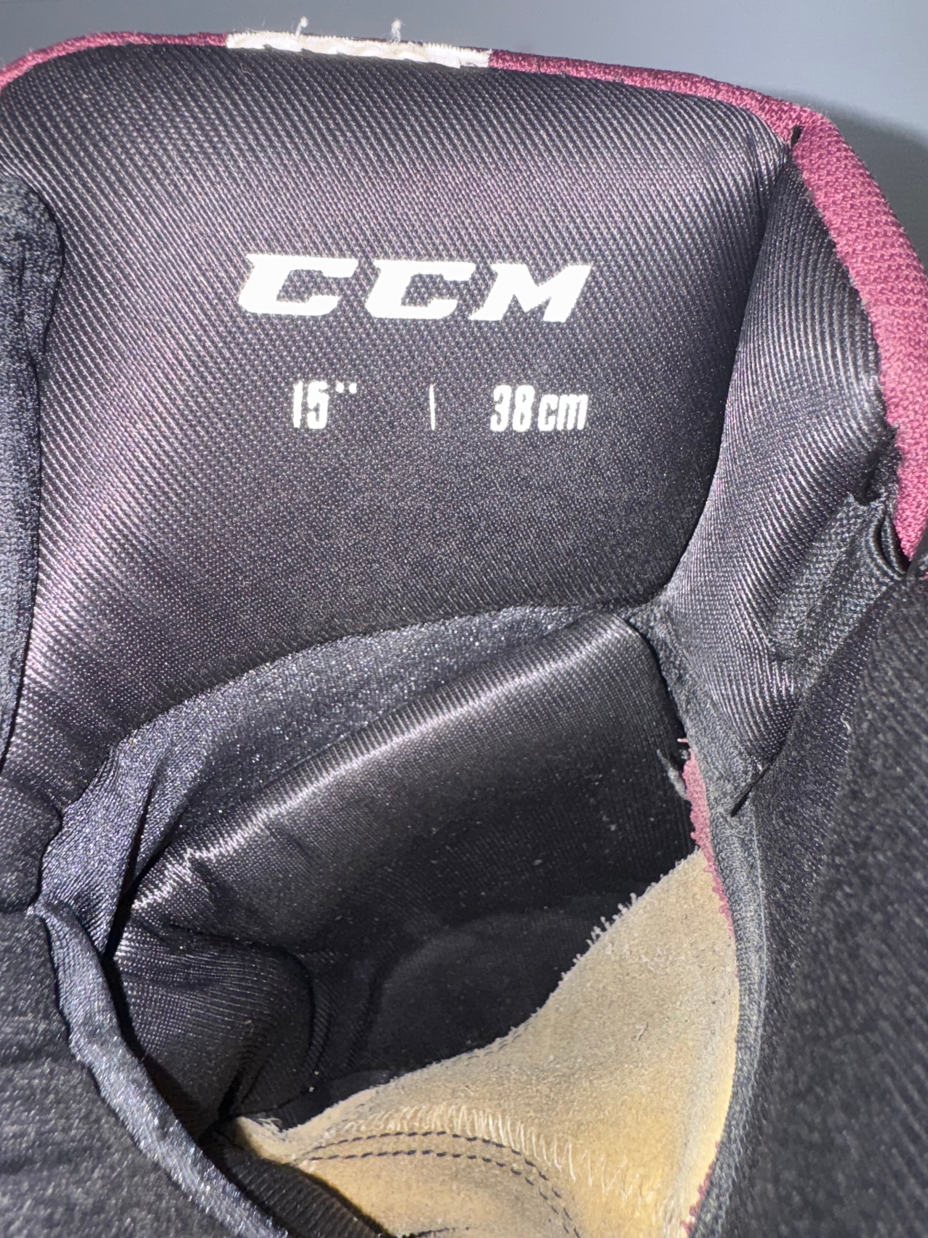 Used CCM HGPJS Senior 15" Pro Stock Hockey Gloves – Maroon/Gold (NCAA)