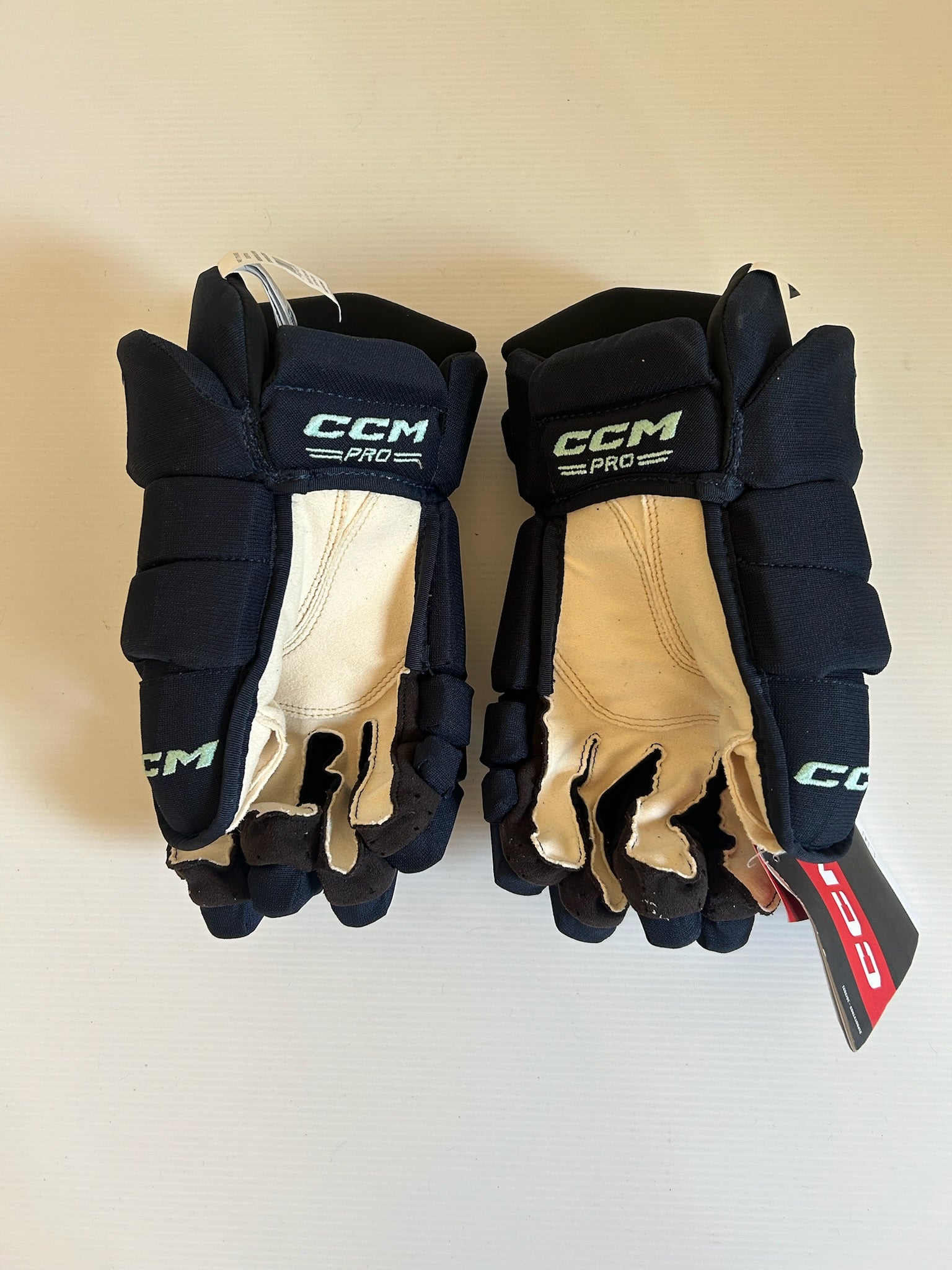 New CCM HGTKSP 14" Hockey Gloves - Navy/Teal