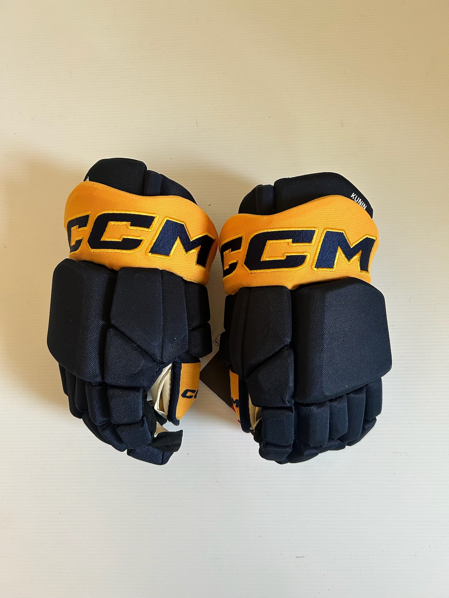 New CCM HGTKPP 14" Hockey Pro Stock Gloves - Navy/Gold