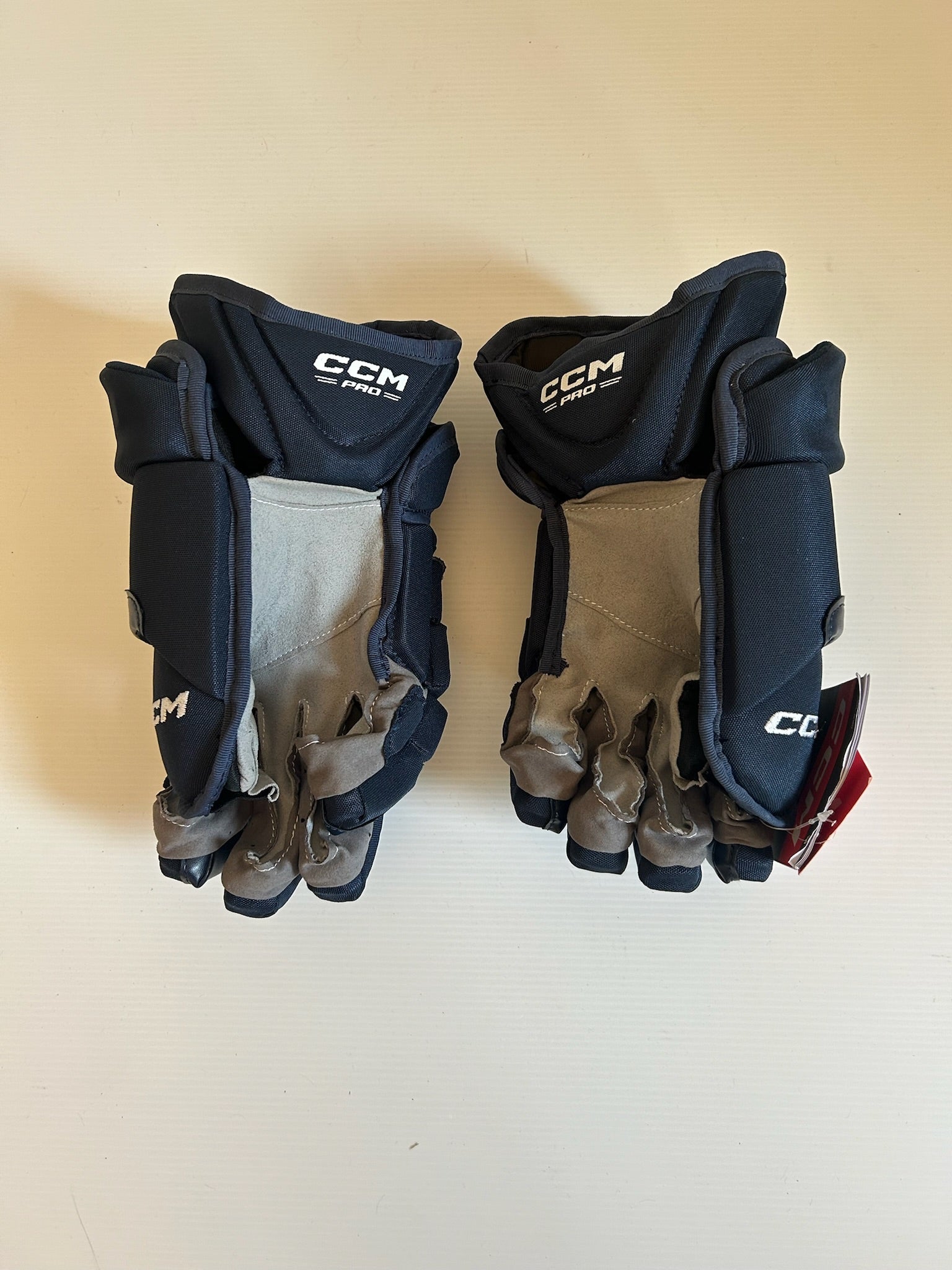 New CCM HG12 14" Hockey Gloves - Navy