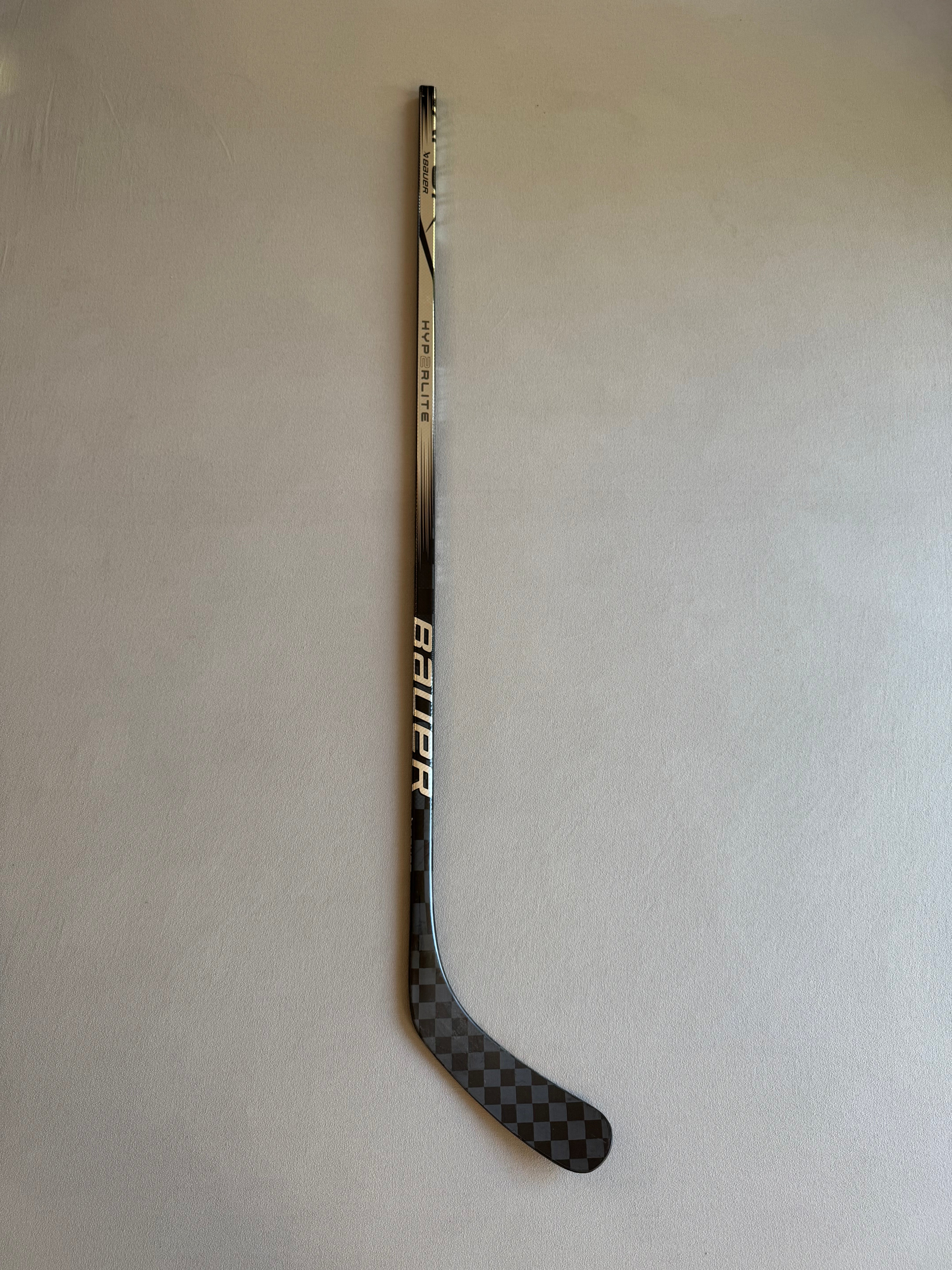 Like New Silver Bauer Vapor Hyperlite 2 Left Hand 82 Flex P92 Pro Stock Stick
