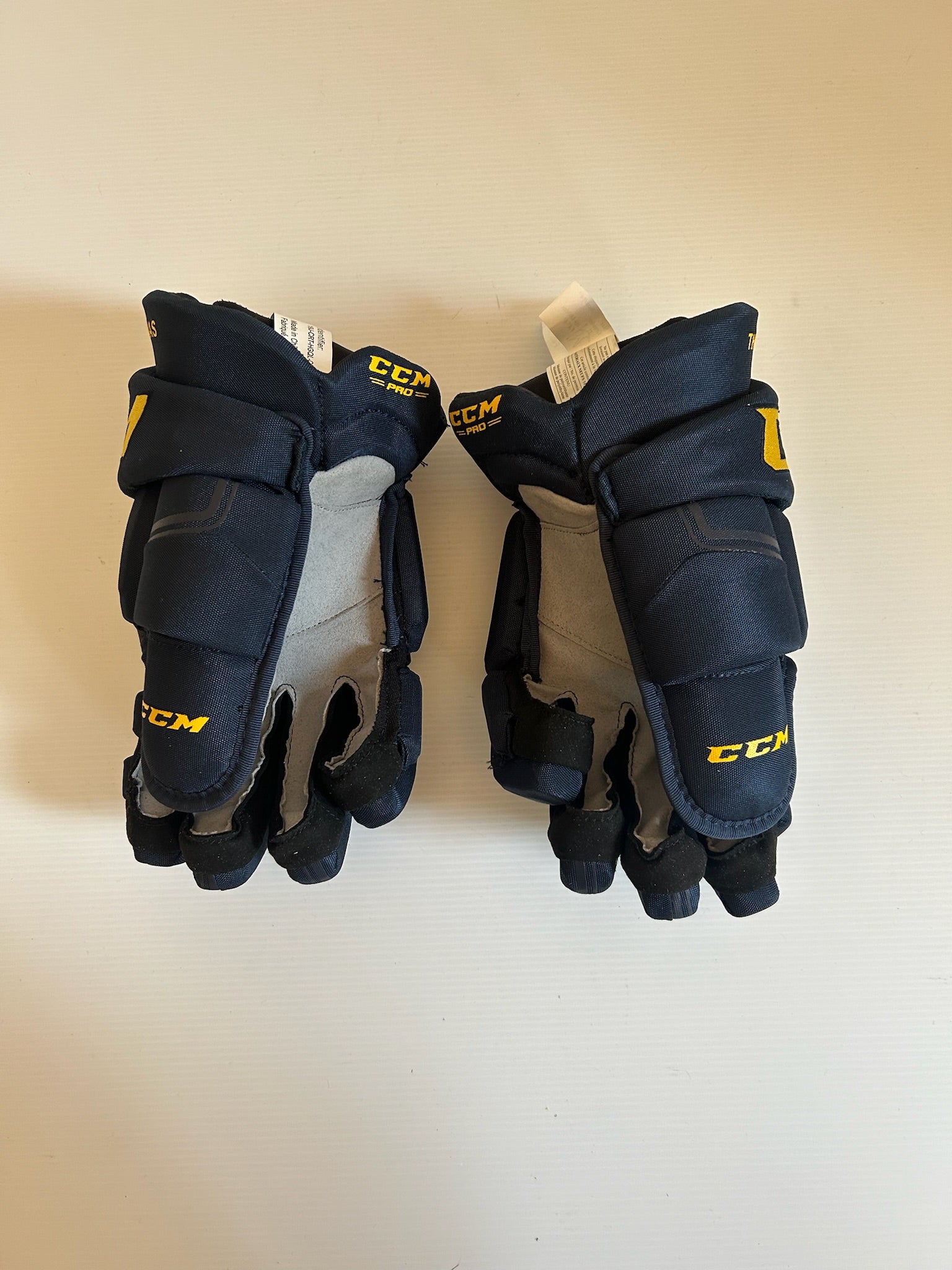 New CCM HGQL 14" Hockey Gloves - Navy/Yellow