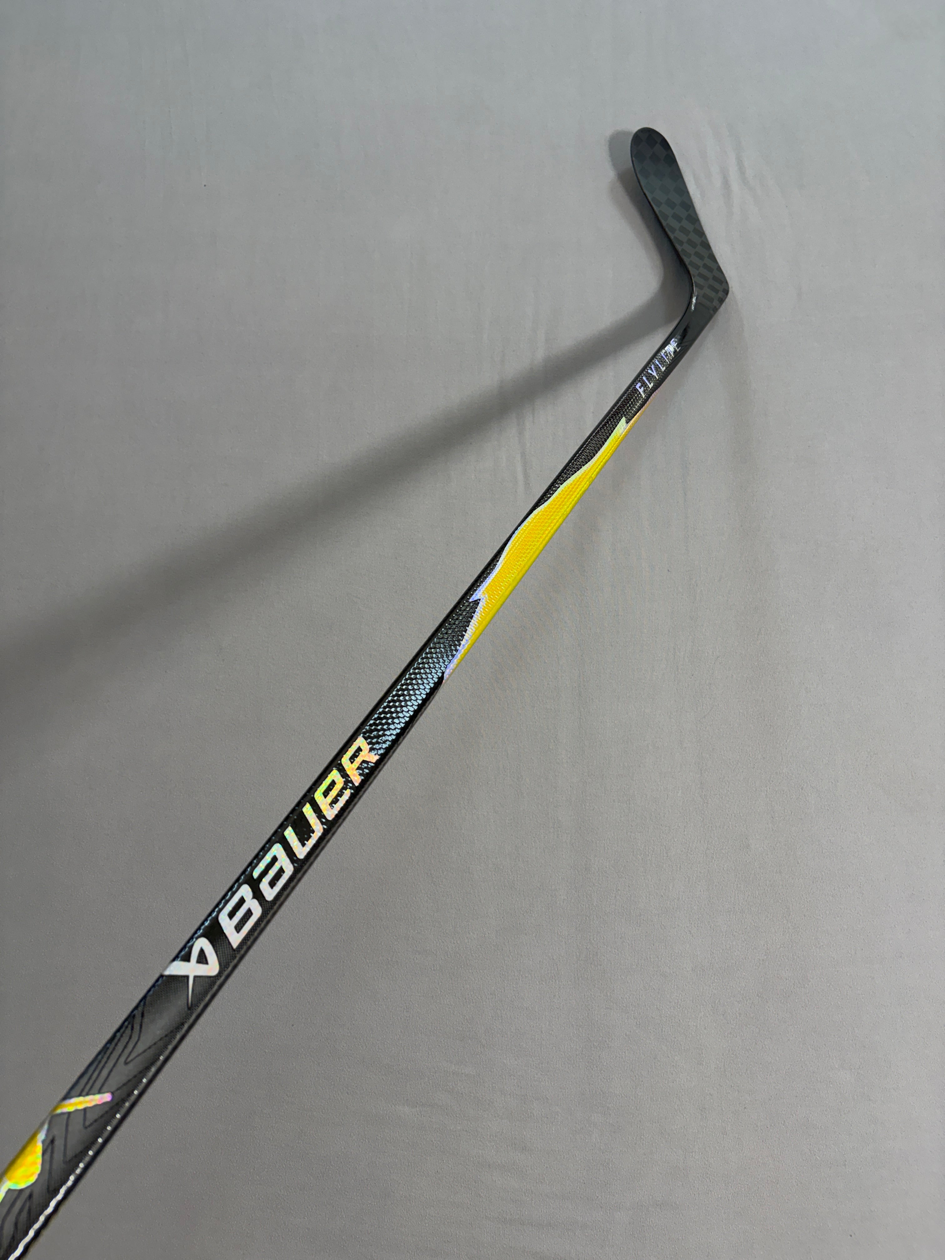 New 77 Flex P28 Senior Bauer Vapor League (Flylite dress) Left Hand Hockey Stick - Gold