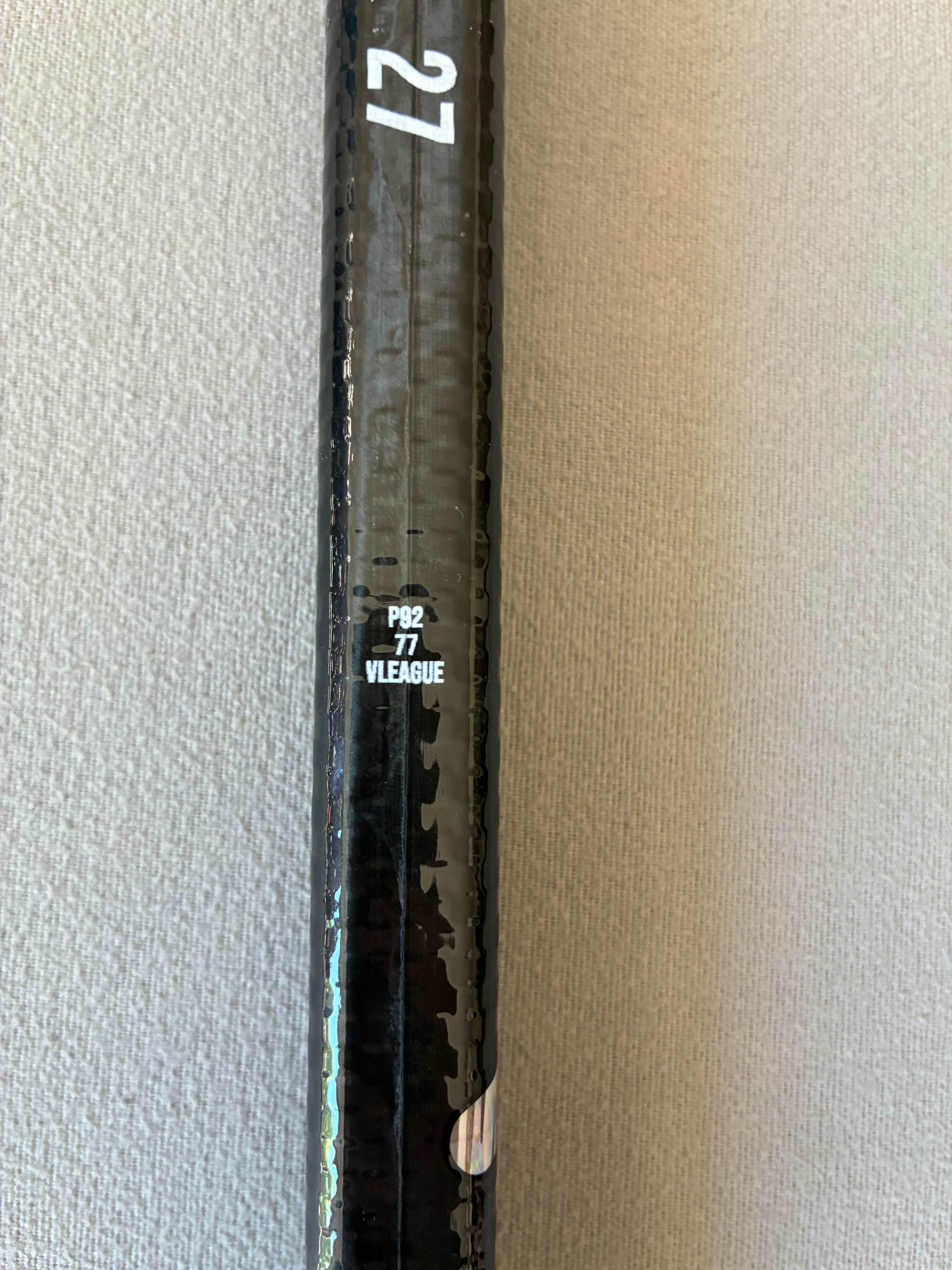 New 77 Flex P92 Senior Bauer Vapor League (Flylite dress) Left Hand Pro Stock Hockey Stick - Black