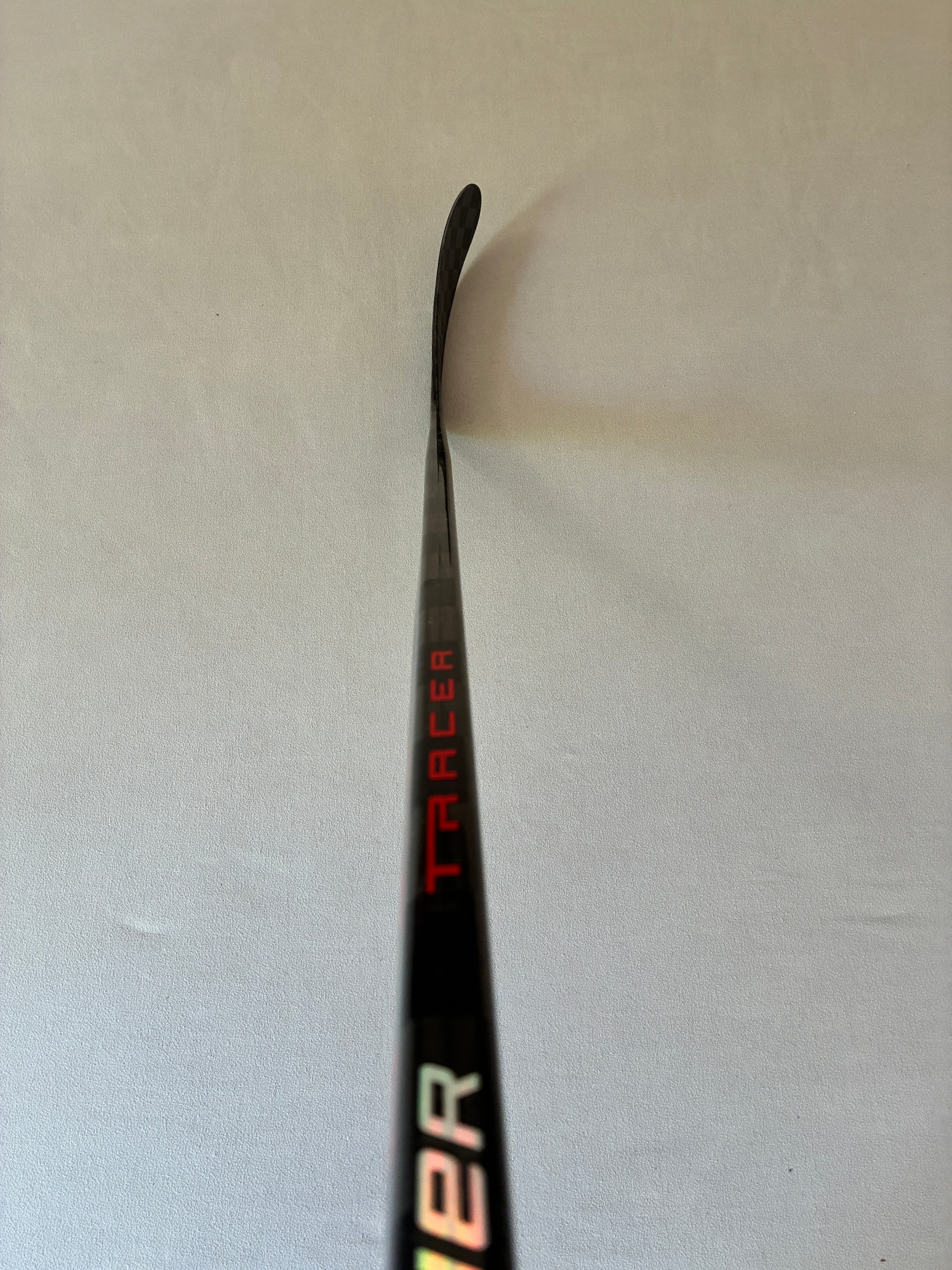 New 77 Flex P28 Senior Bauer Tracer Left Hand Pro Stock Hockey Stick - Red