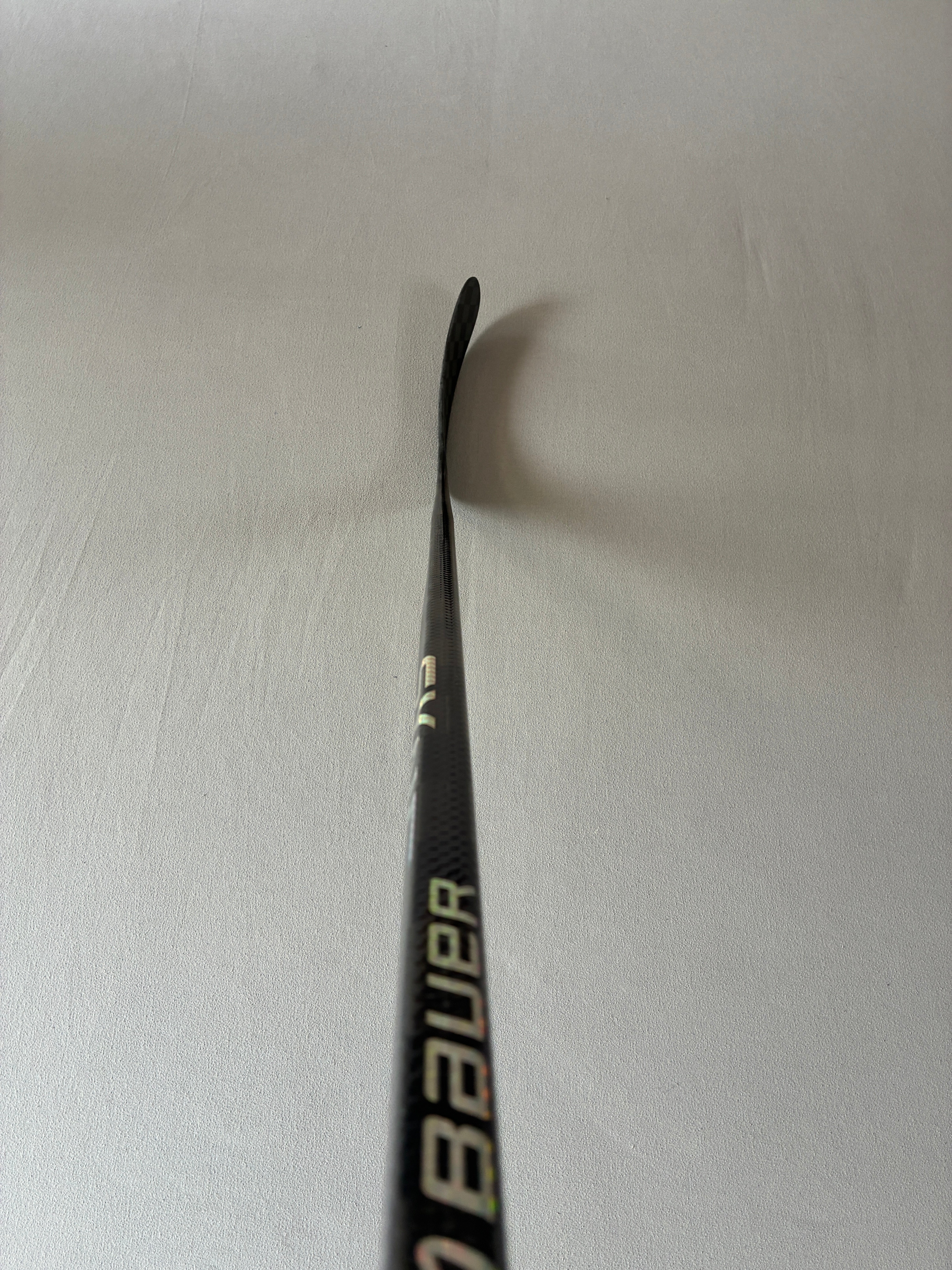 New 87 Flex P92 Senior Bauer Sync Left Hand Pro Stock Hockey Stick - Red