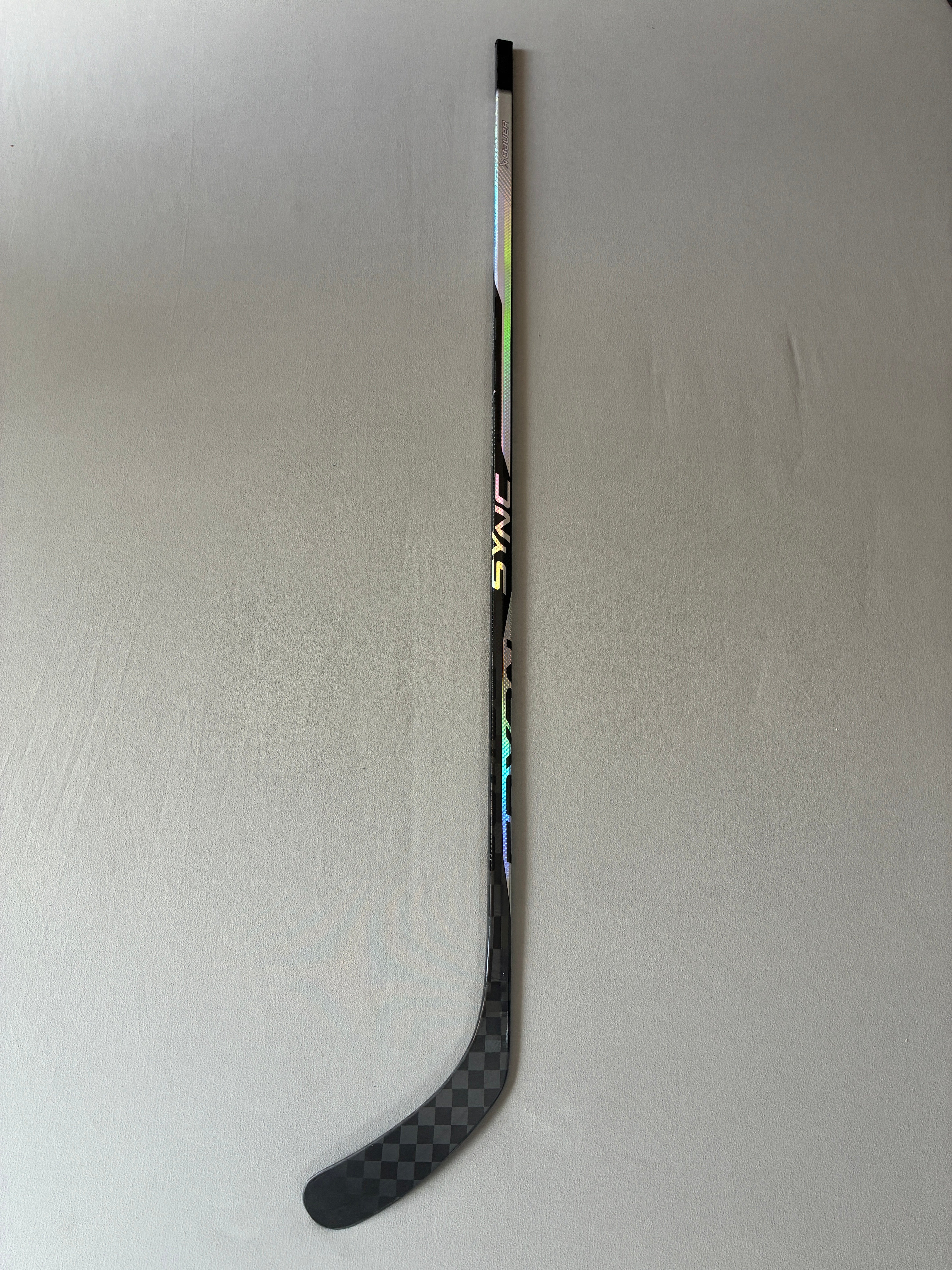 New 77 Flex P92 Senior Bauer Sync Left Hand Pro Stock Hockey Stick - White