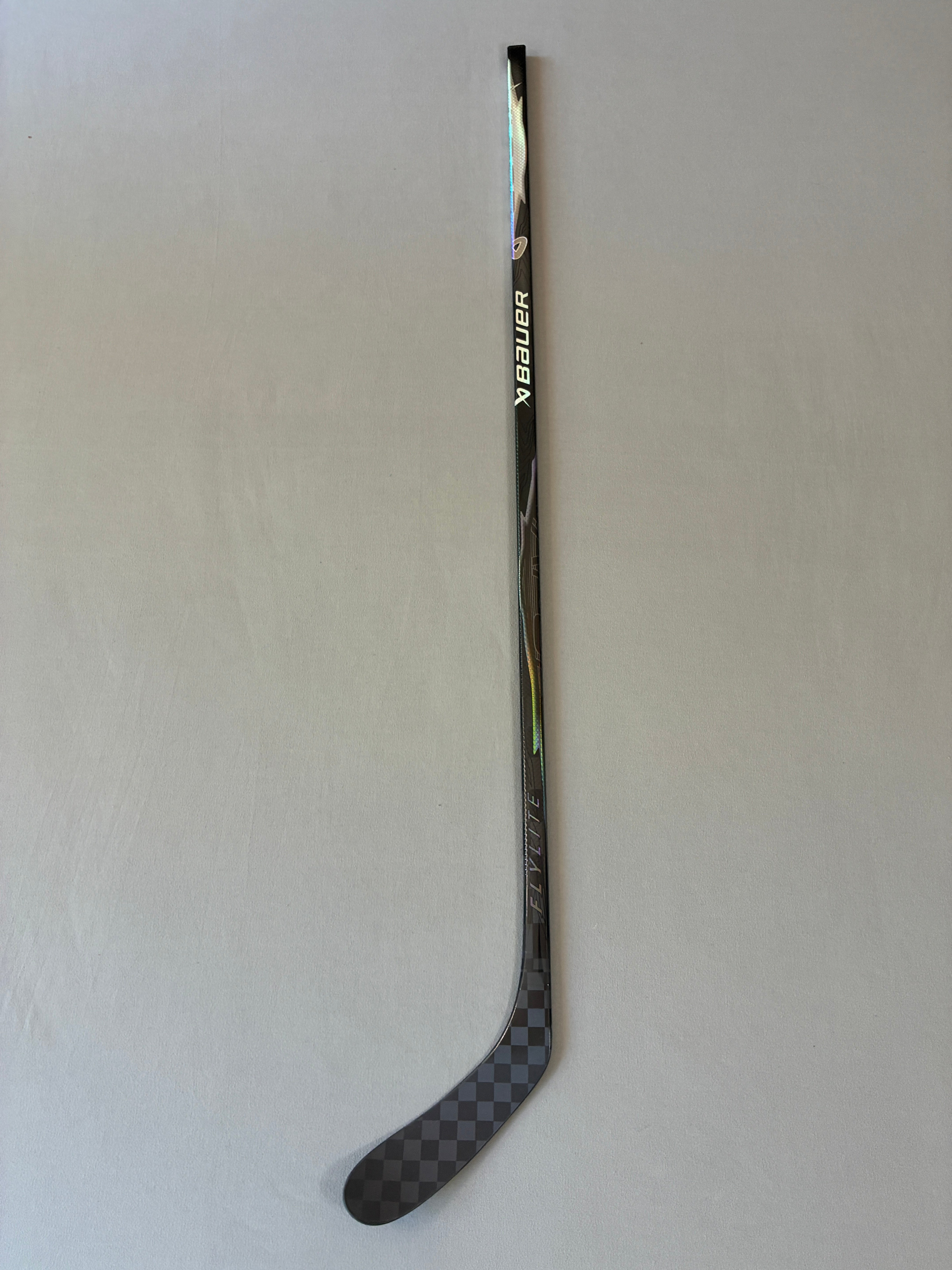 New 65 Flex P28 Senior Bauer Flylite Right Hand Pro Stock Hockey Stick - Silver