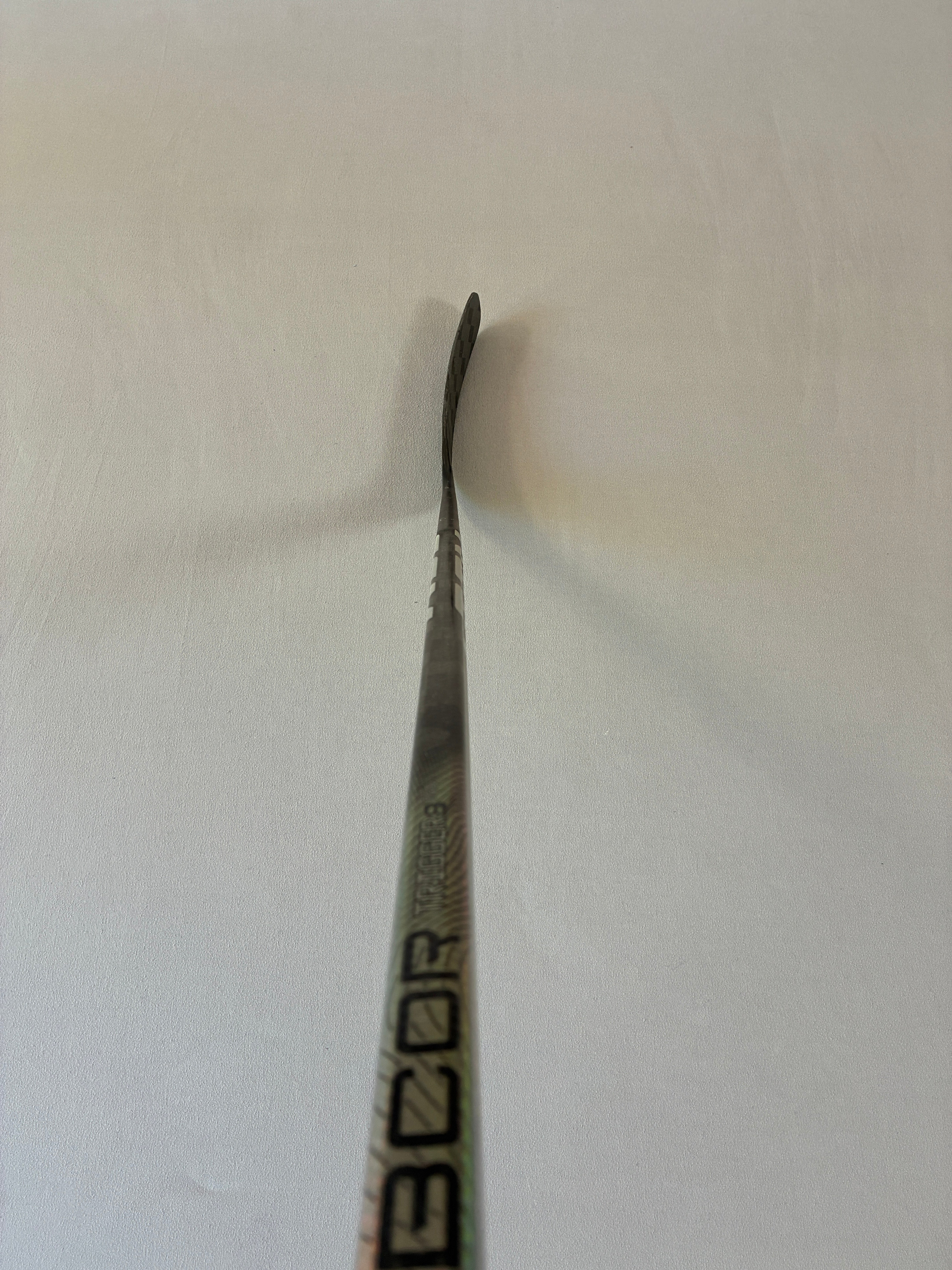 New 75 Flex P88M Senior CCM Trigger 8 Pro Left Hand Pro Stock Hockey Stick - Black
