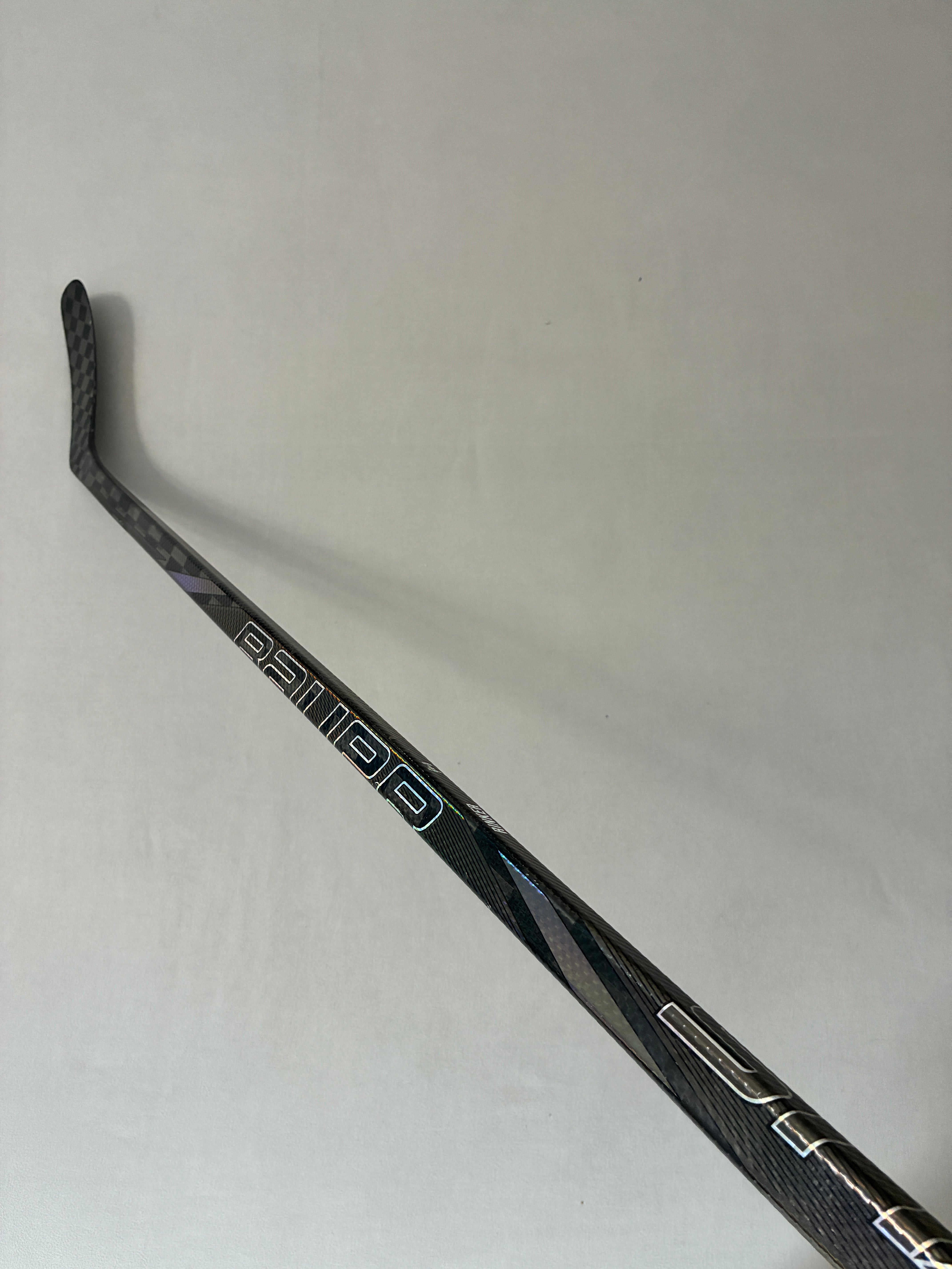 New 70 Flex P88 Senior Bauer Nexus Tracer Right Hand Pro Stock Hockey Stick - Black