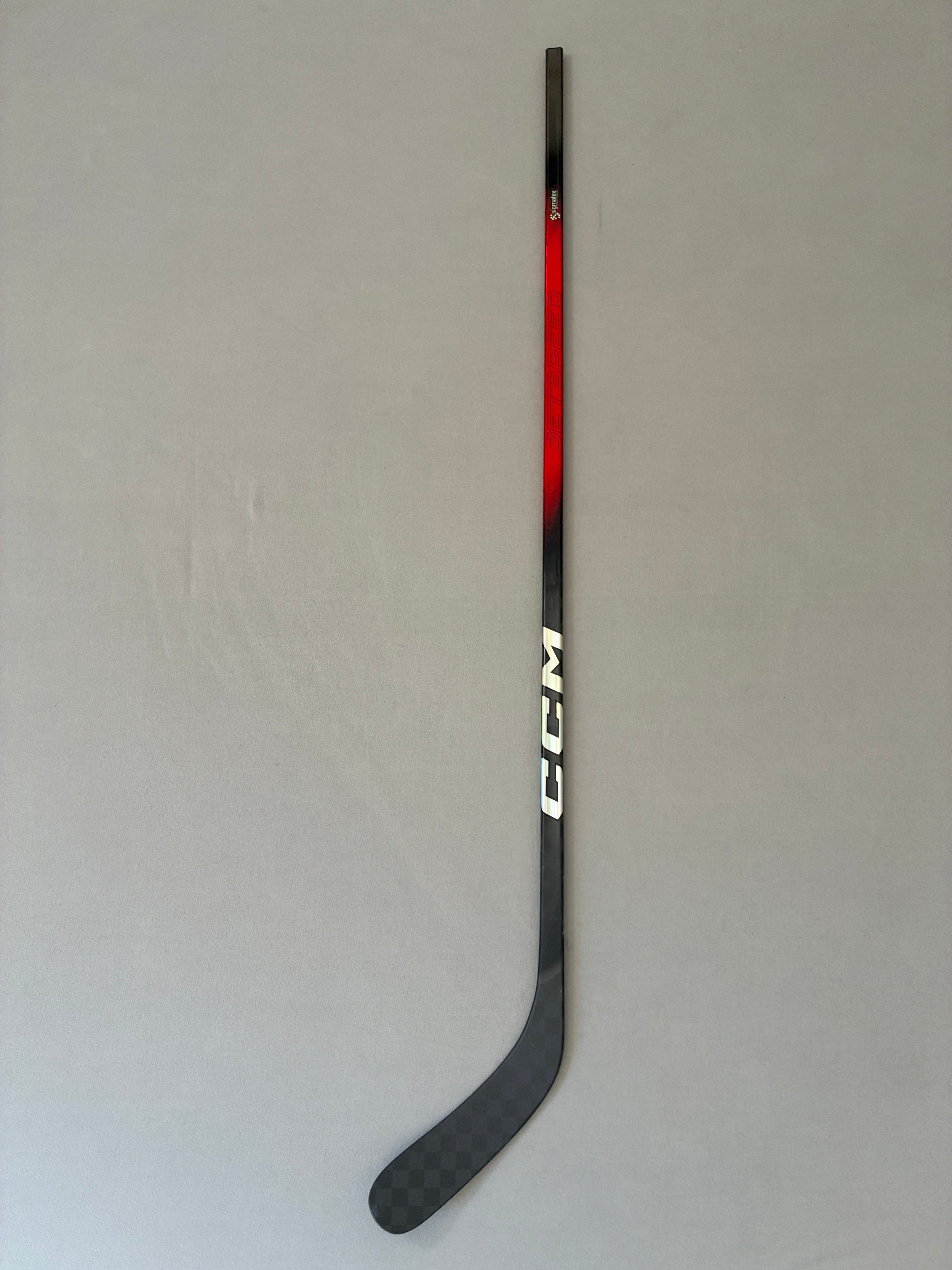New 65 Flex P88 Senior CCM Ribcor Team (Jetspeed Dress) Right Hand Hockey Stick - Red