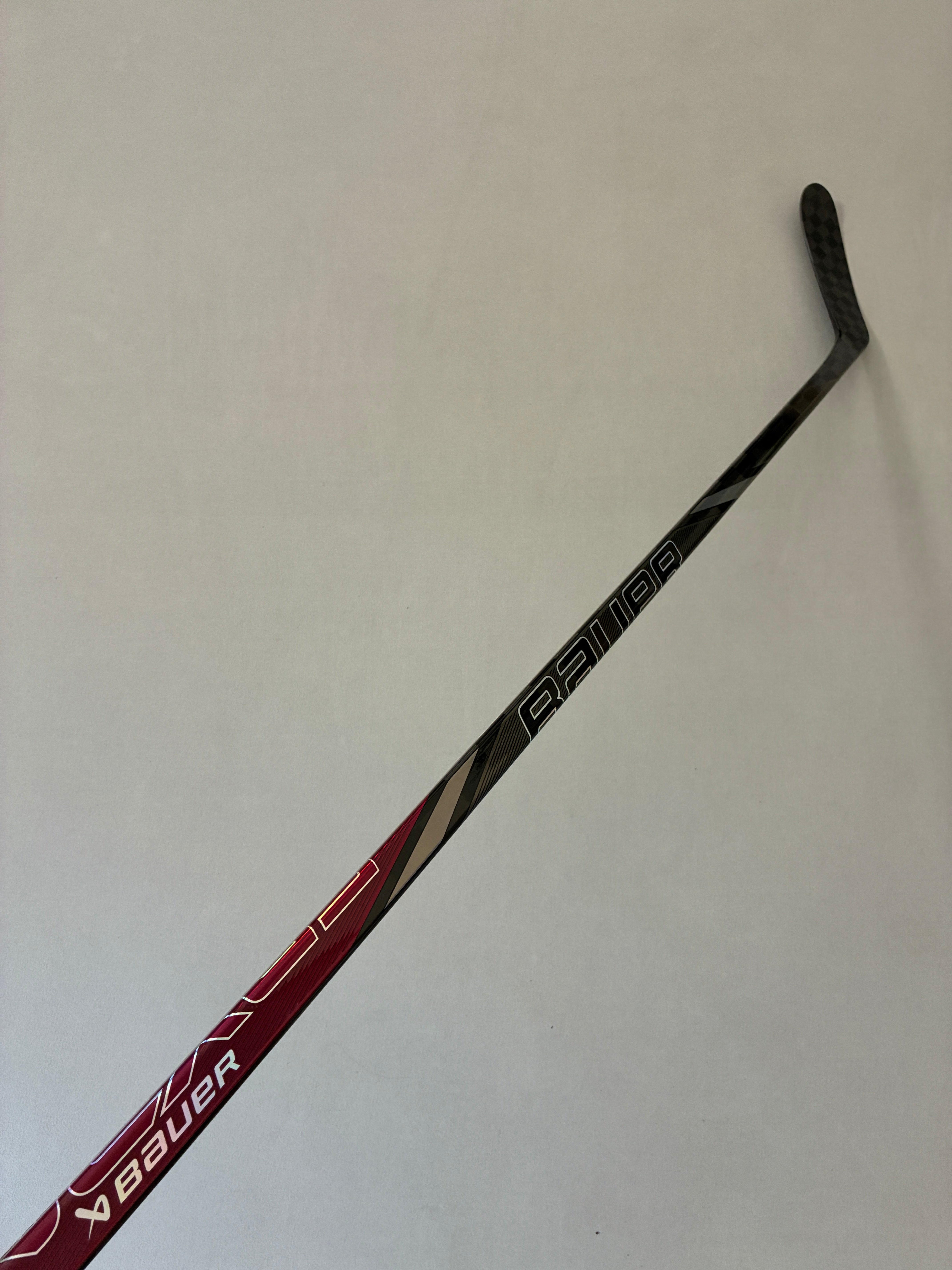 New 87 Flex P28M Senior Bauer Nexus Tracer Left Hand Pro Stock Hockey Stick - Maroon