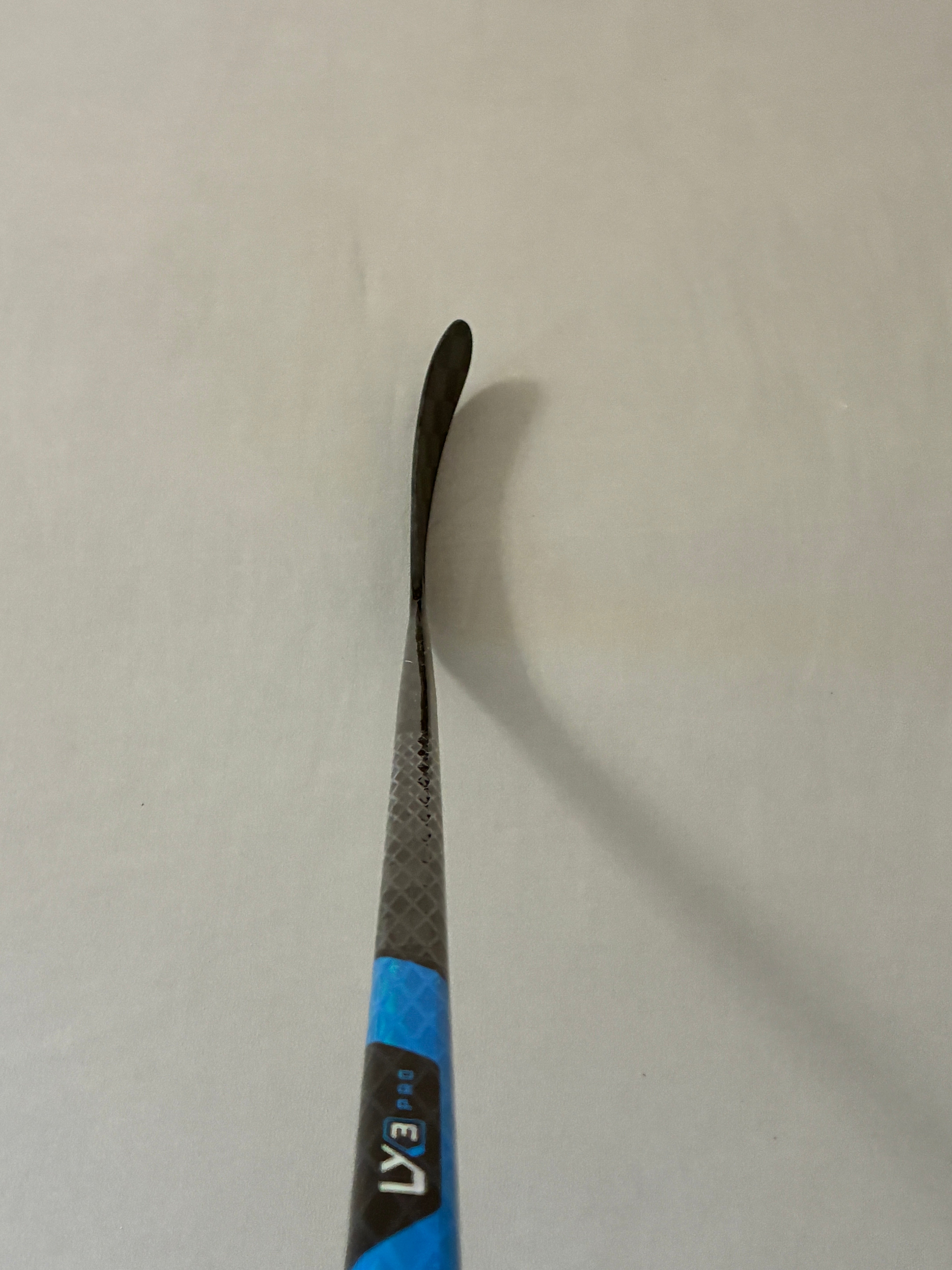 New 90 Flex W28 Senior Warrior Alpha LX3 Pro Left Hand Pro Stock Hockey Stick - Blue
