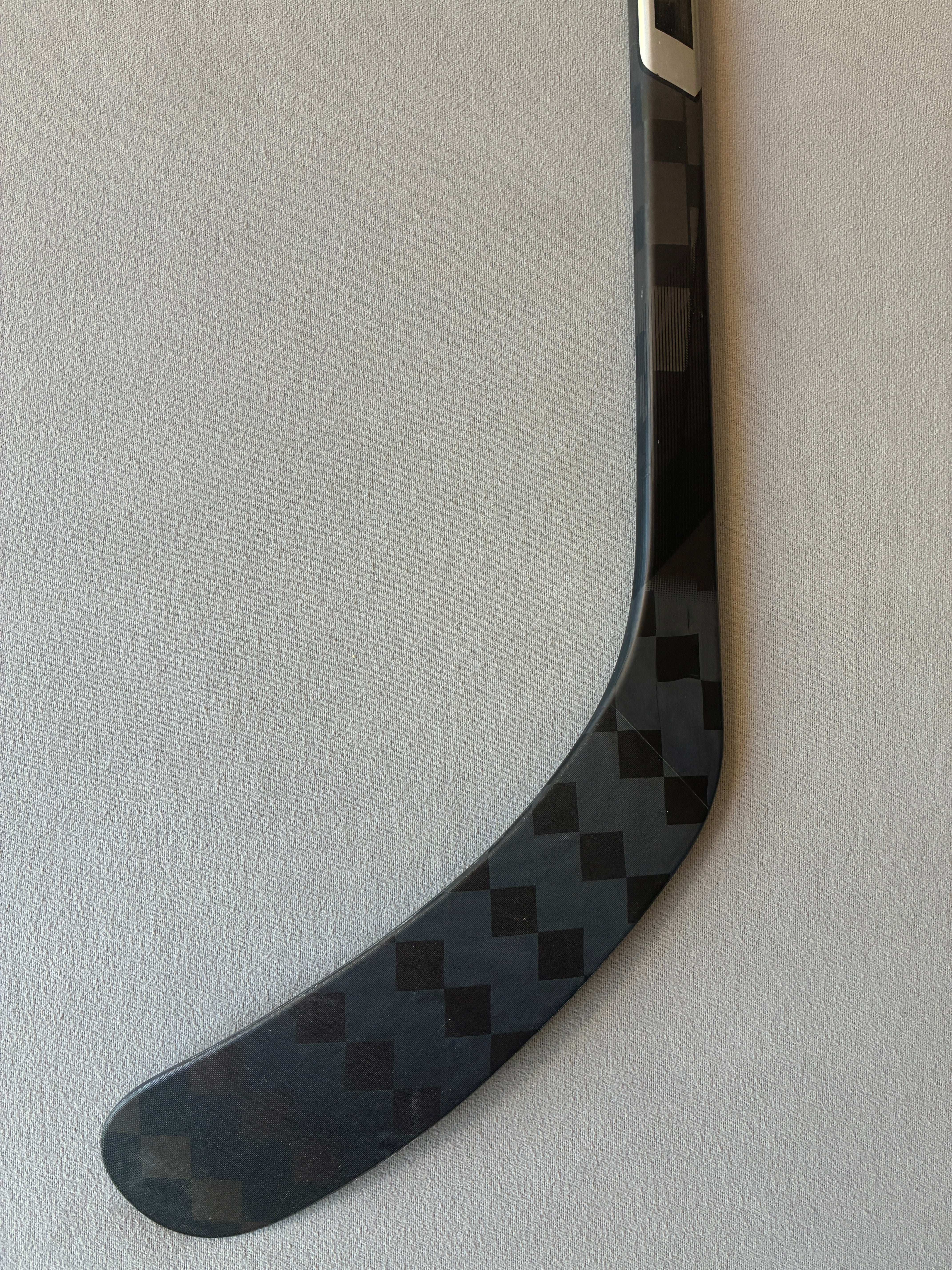 New 80 Flex P29 Senior CCM Ribcor Trigger 8 Pro (FT7 Pro Dress) Left Hand Pro Stock Hockey Stick - Black