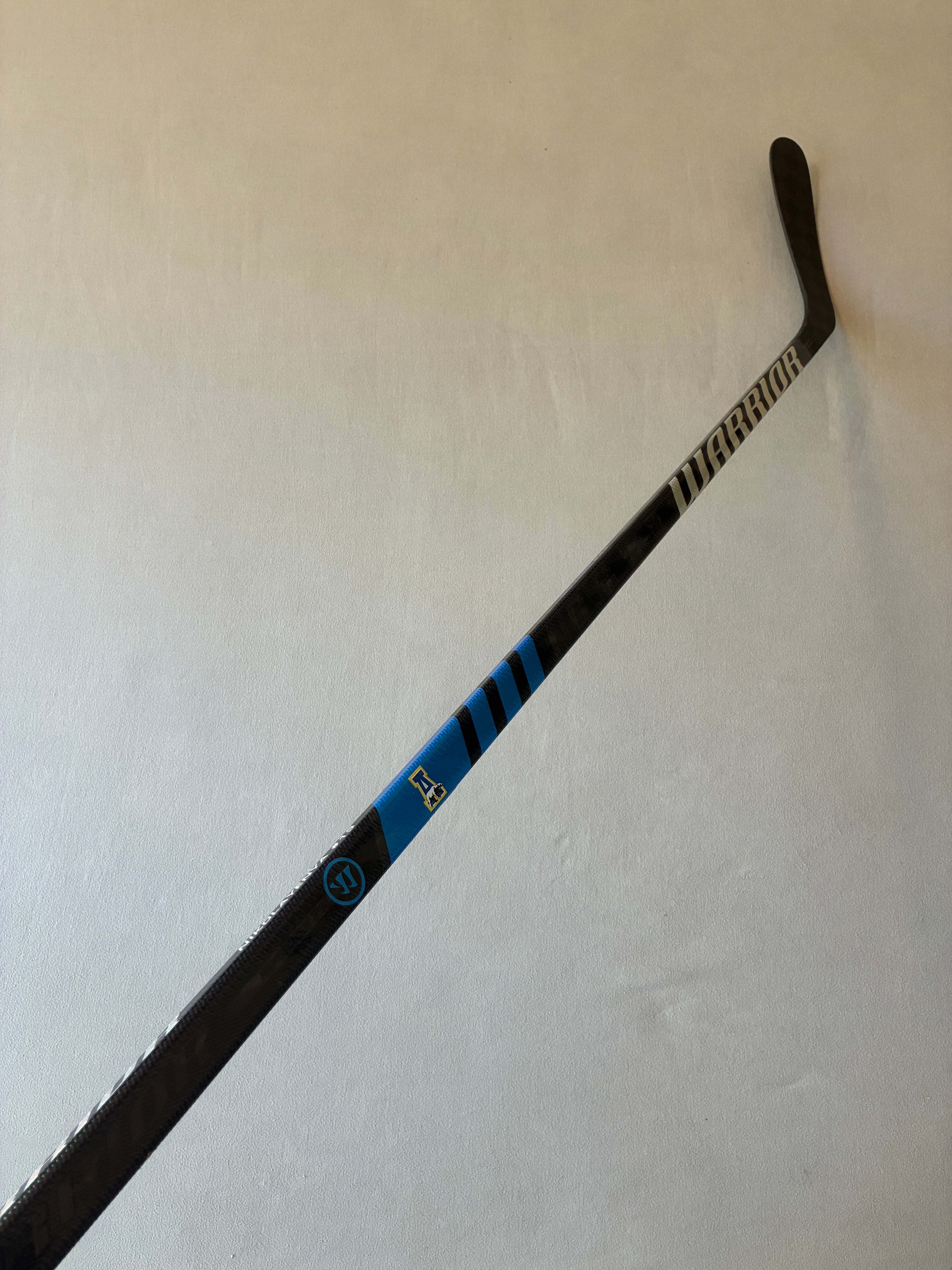 New 85 Flex W03 Senior Warrior Novium Pro Left Hand Pro Stock Hockey Stick - Blue