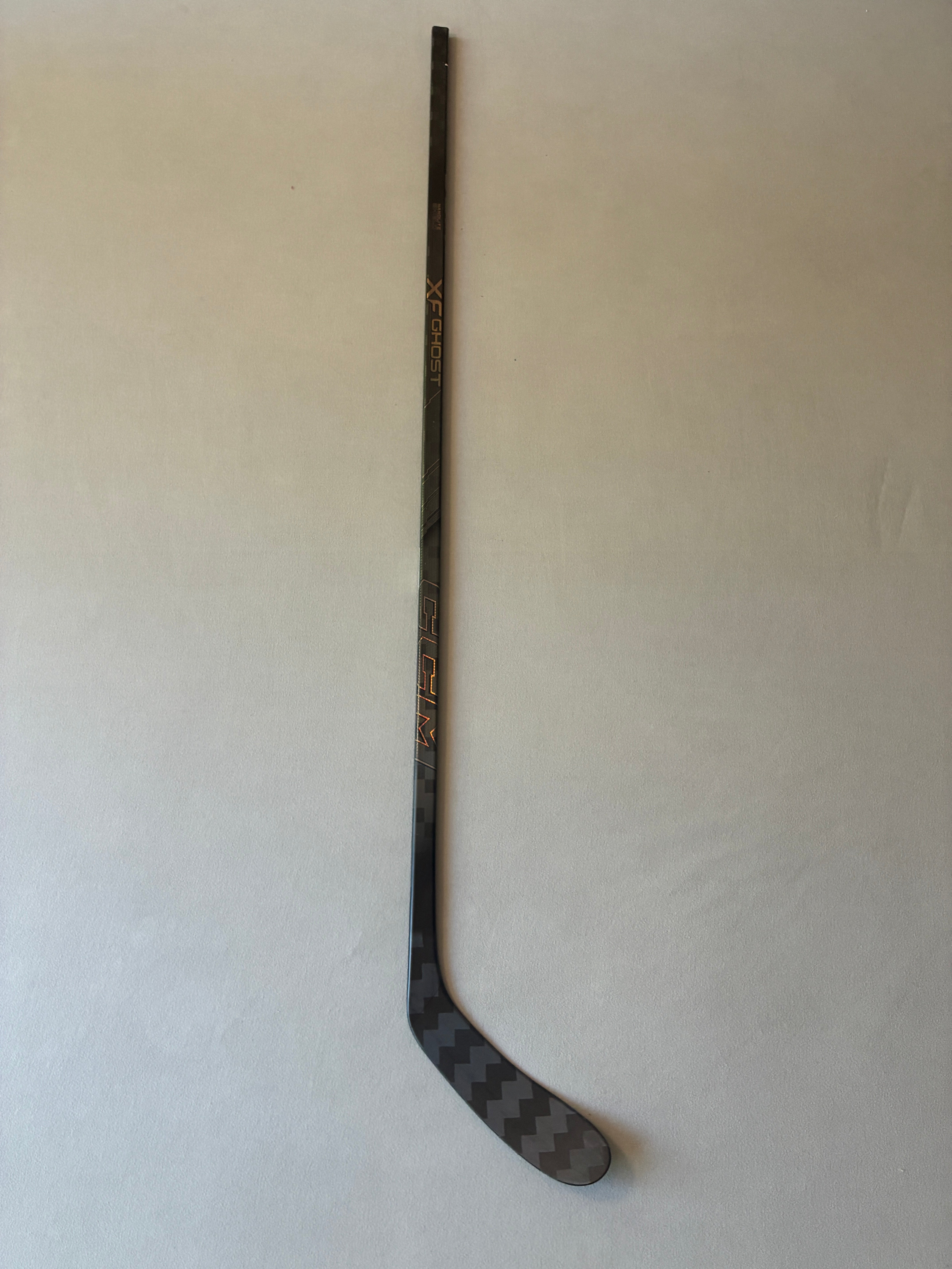 New 80 Flex P28 Senior CCM JetSpeed FT8 Pro (XF Ghost dress) Left Hand Hockey Stick
