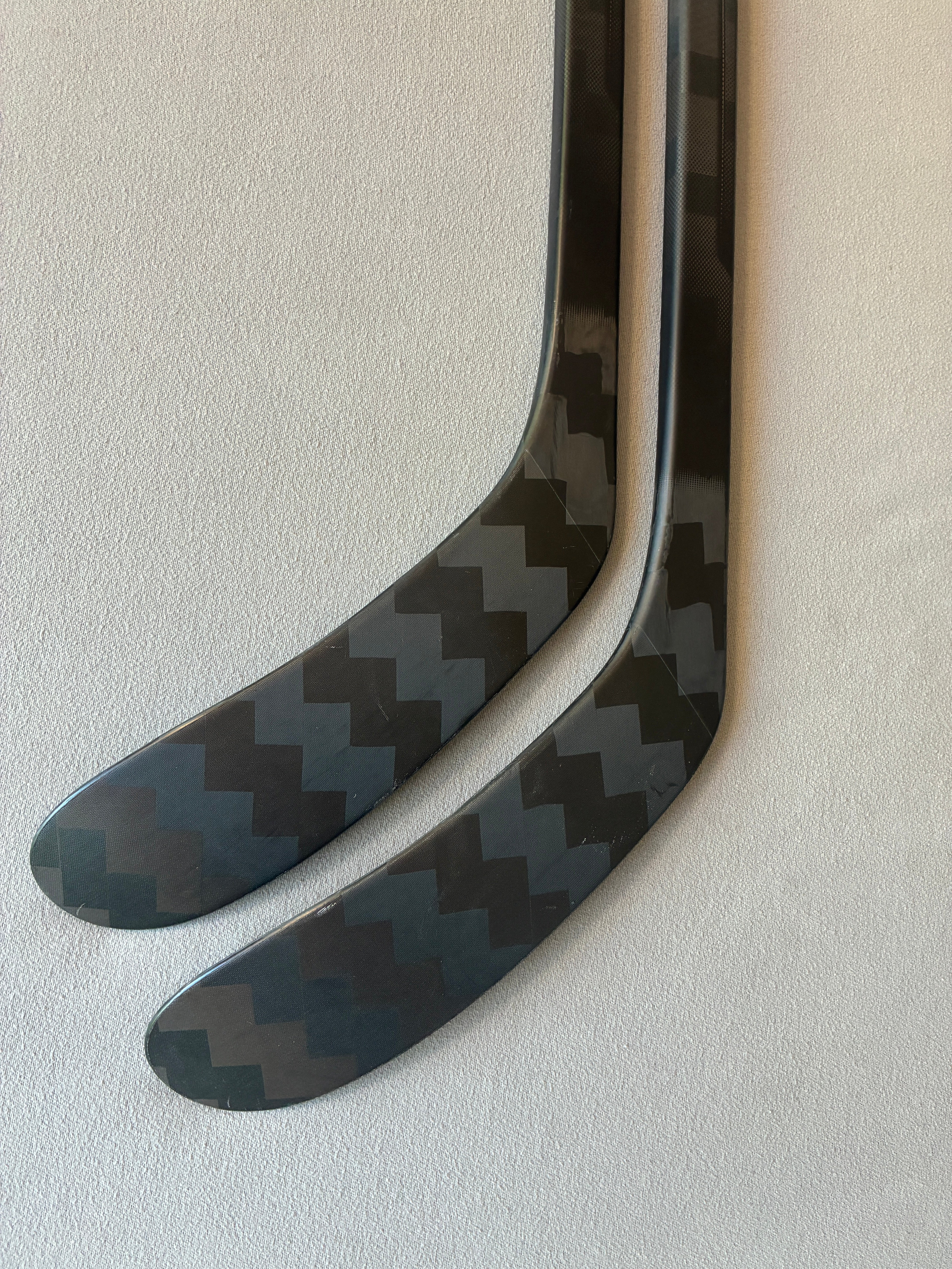New 80 Flex P28 Senior CCM JetSpeed FT8 Pro (XF Ghost dress) Left Hand Hockey Stick