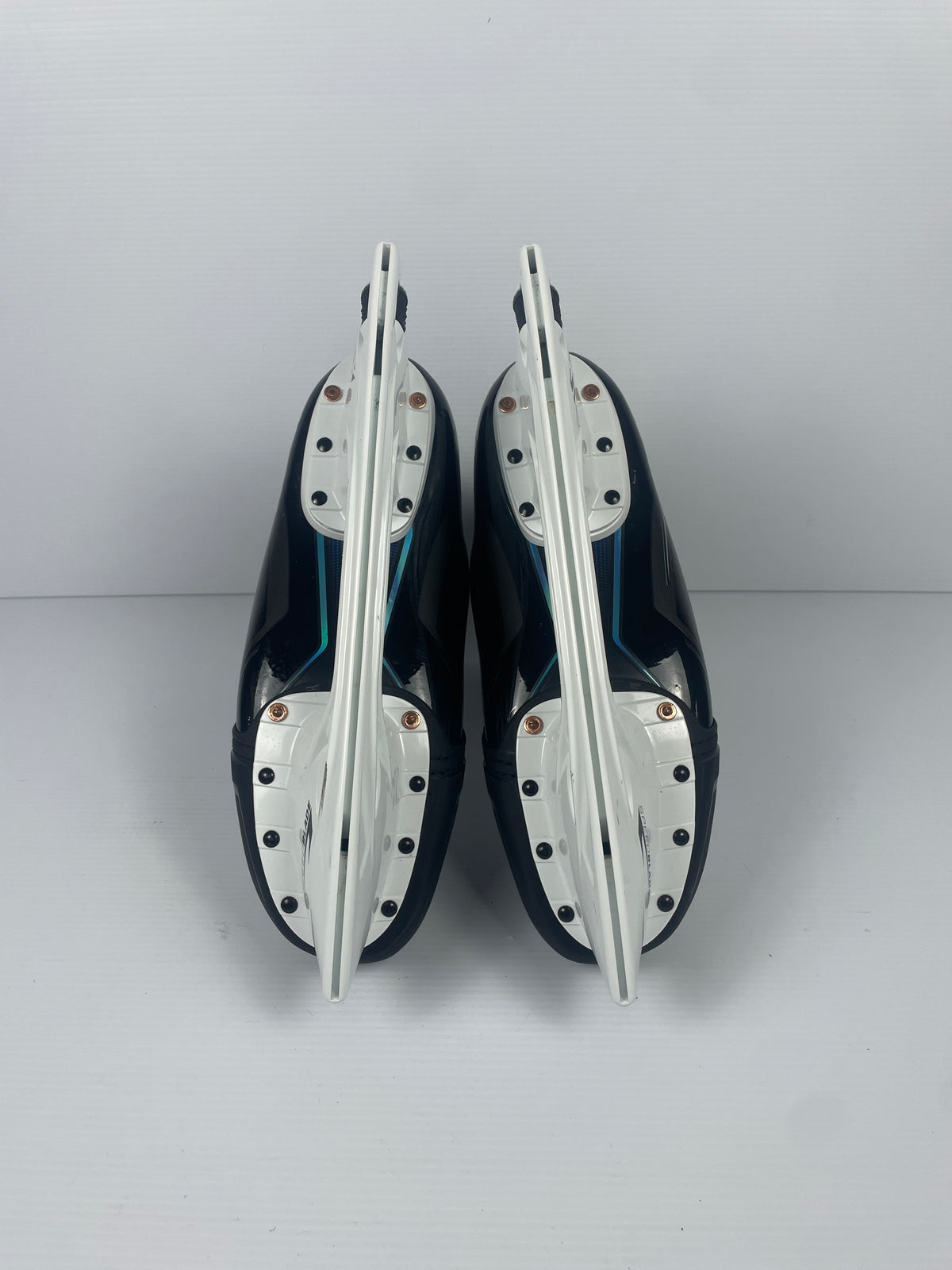 Like New Size 8.5 Regular Senior CCM Vizion Hockey Skates