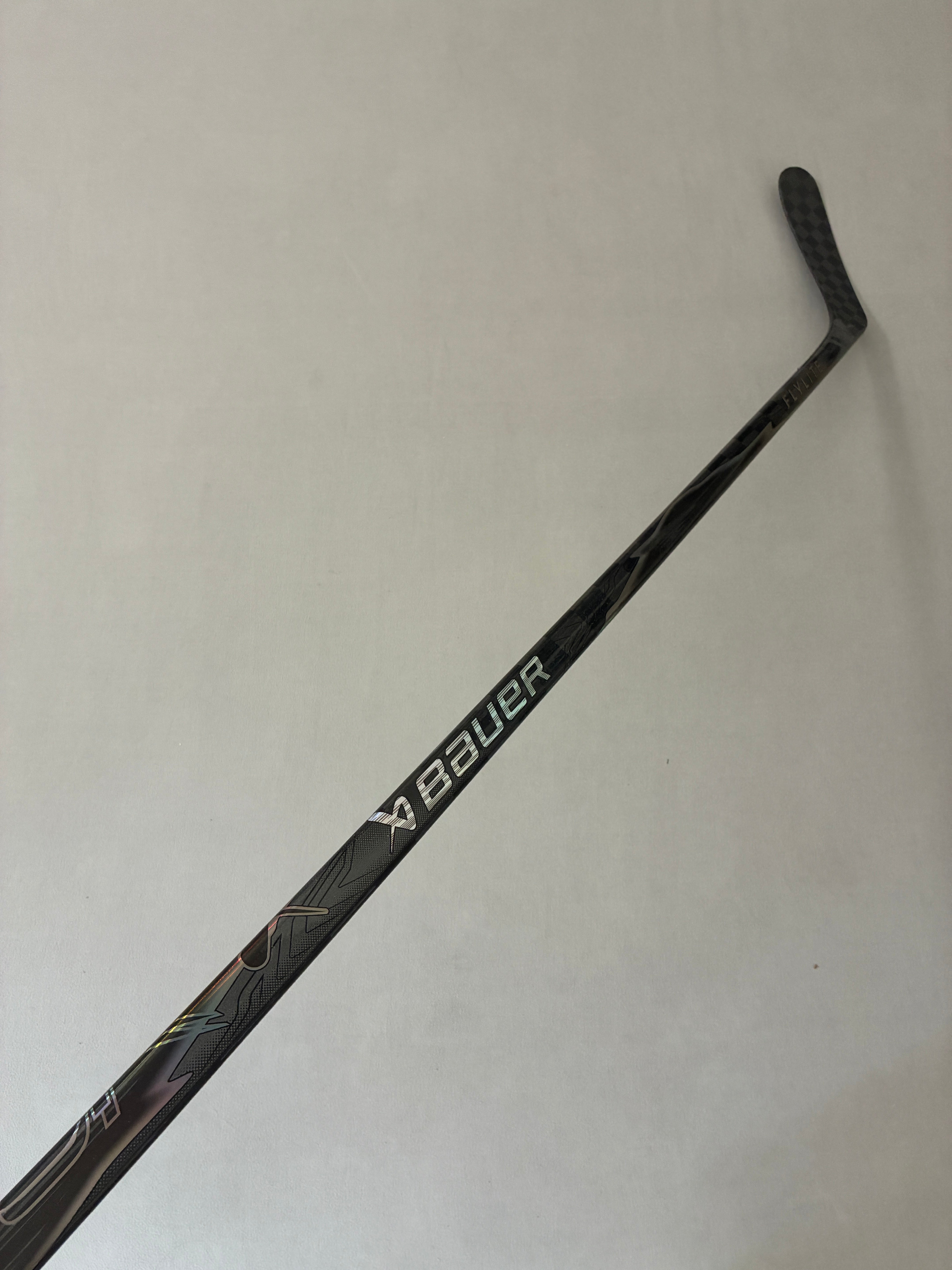 New 82 Flex Hossa Curve Senior Bauer Vapor Flylite Left Hand Pro Stock Hockey Stick - Black