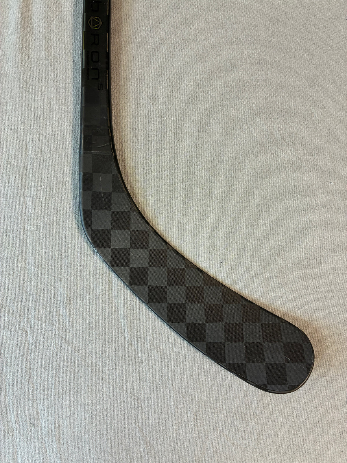 Like New 65 Flex P92 Senior Bauer Pulse Left Hand Pro Stock Hockey Stick - Black