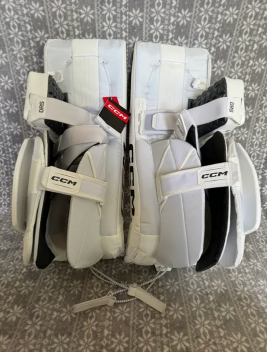 New Intermediate 30" + 1" CCM Eflex 6.9 Goalie Leg Pads White/White